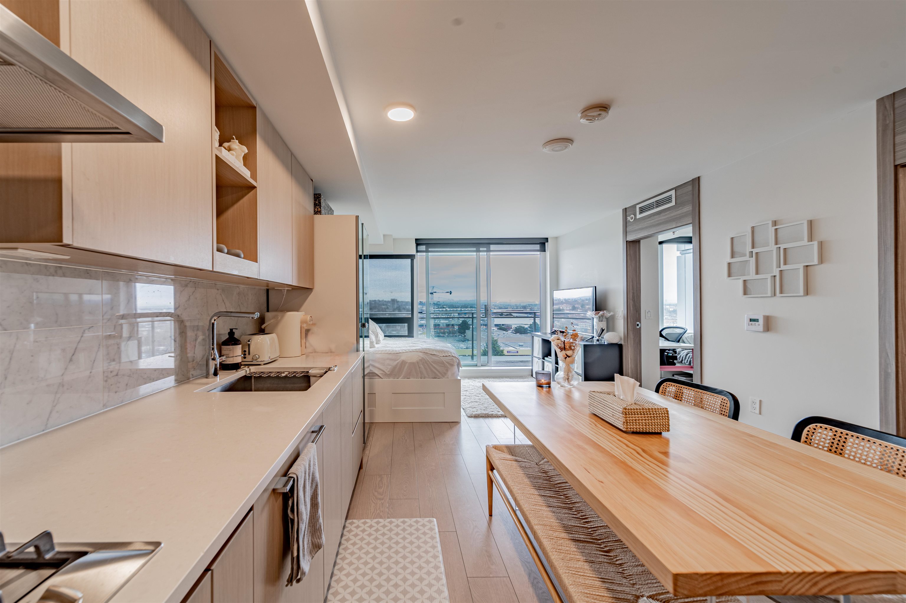 Wilson Lam Realtor, 1505-433 MARINE DRIVE, Vancouver, British Columbia V5X 0H5, 1 Bedroom, 1 Bathroom, Residential Attached,For Sale ,R2749979