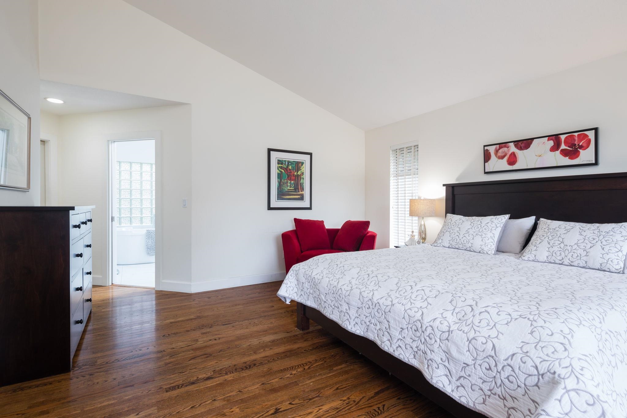 Listing image of 4711 WOODBURN COURT