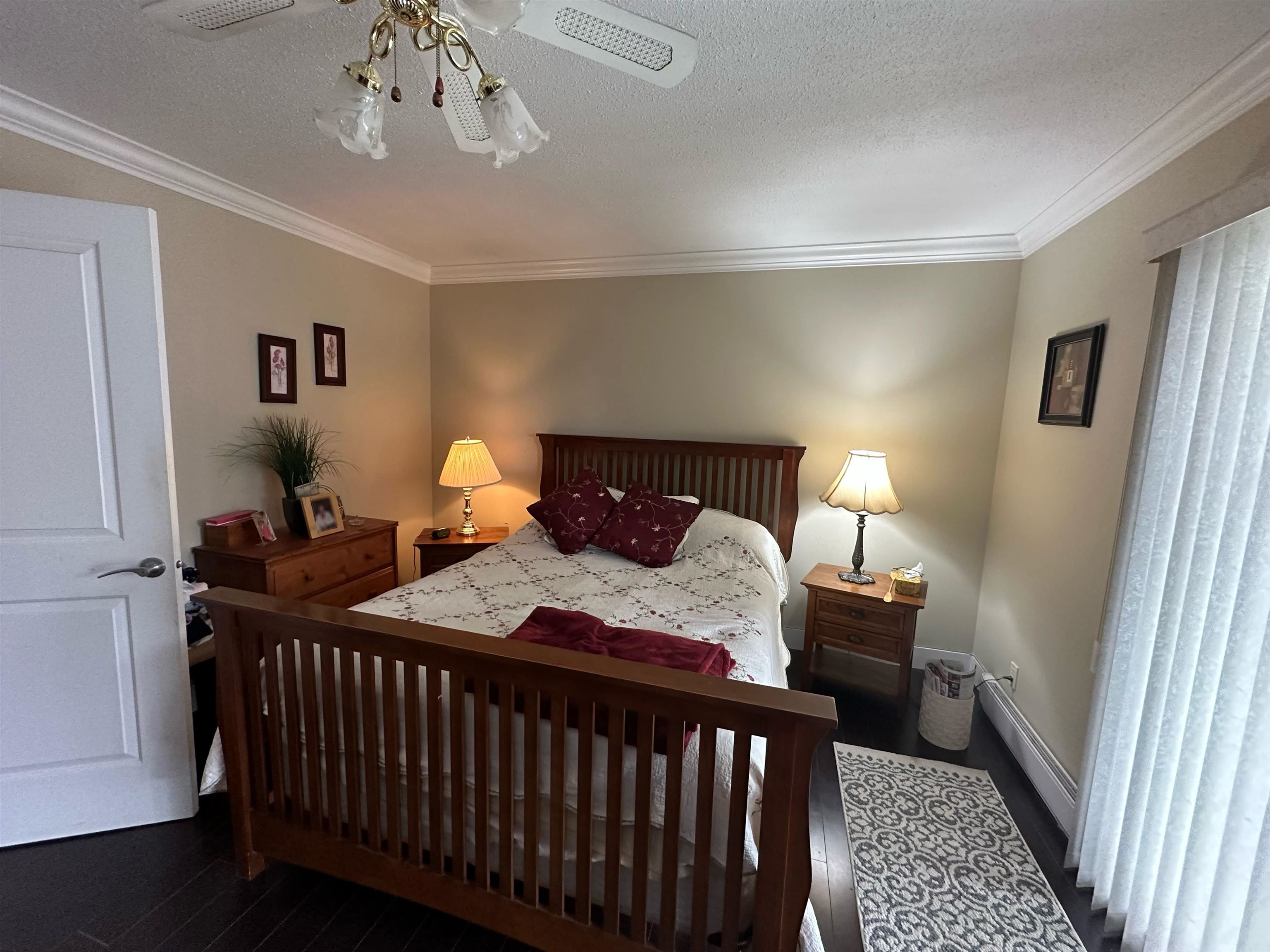 14426 16A AVENUE, Surrey, British Columbia, 3 Bedrooms Bedrooms, ,2 BathroomsBathrooms,Residential Detached,For Sale,R2751502
