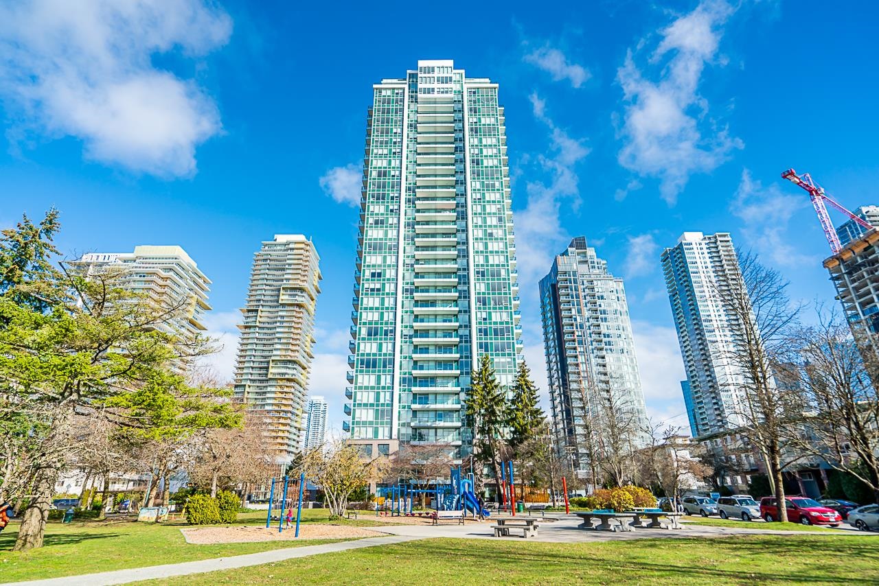 Sold 2410 6463 SILVER AVENUE, Burnaby, BC Zealty