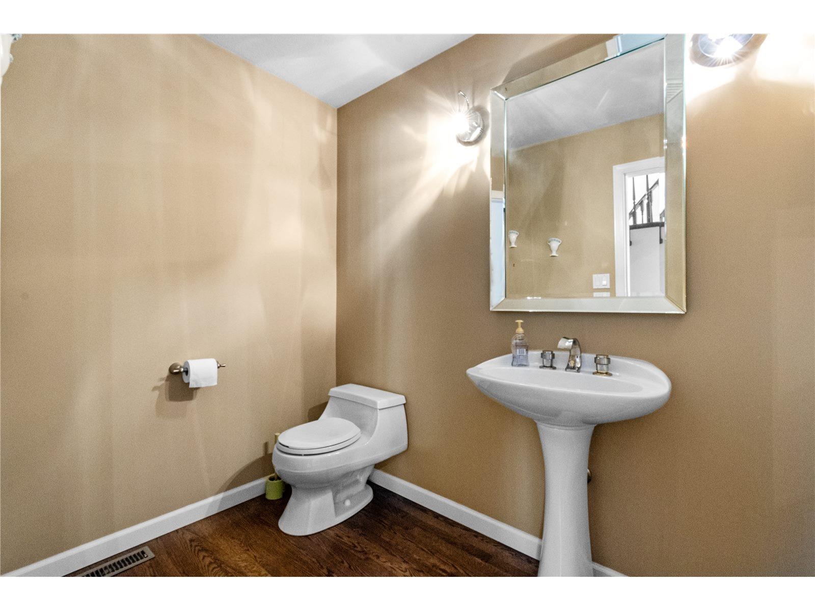 5741 125A STREET, Surrey, British Columbia, 6 Bedrooms Bedrooms, ,6 BathroomsBathrooms,Residential Detached,For Sale,R2756187