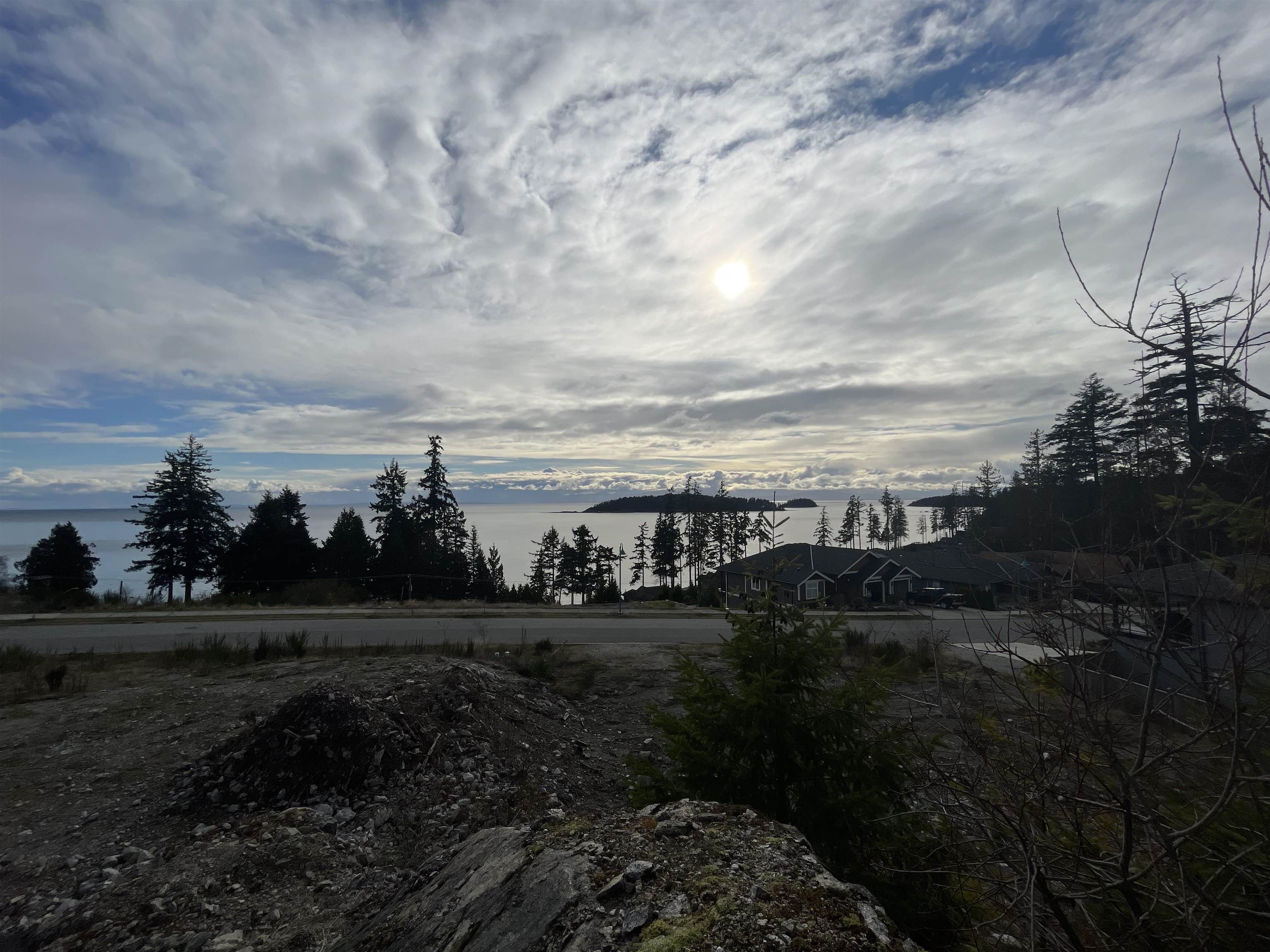 Wilson Lam Realtor, 5972 BARNACLE, Sechelt, British Columbia V7Z 0V4, Land Only,For Sale ,R2756632