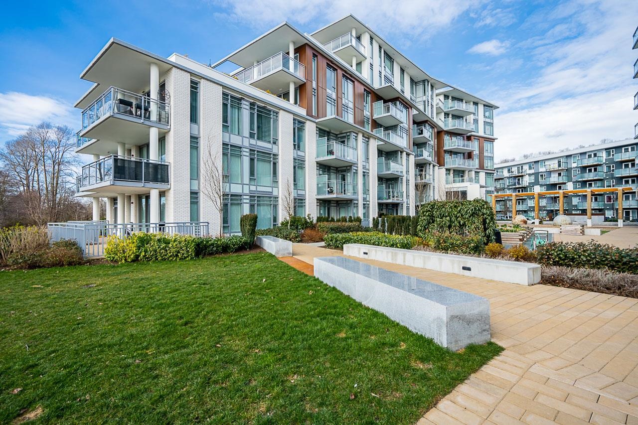 704-3188 RIVERWALK AVENUE, Vancouver, British Columbia, 2 Bedrooms Bedrooms, ,2 BathroomsBathrooms,Residential Attached,For Sale,R2757826