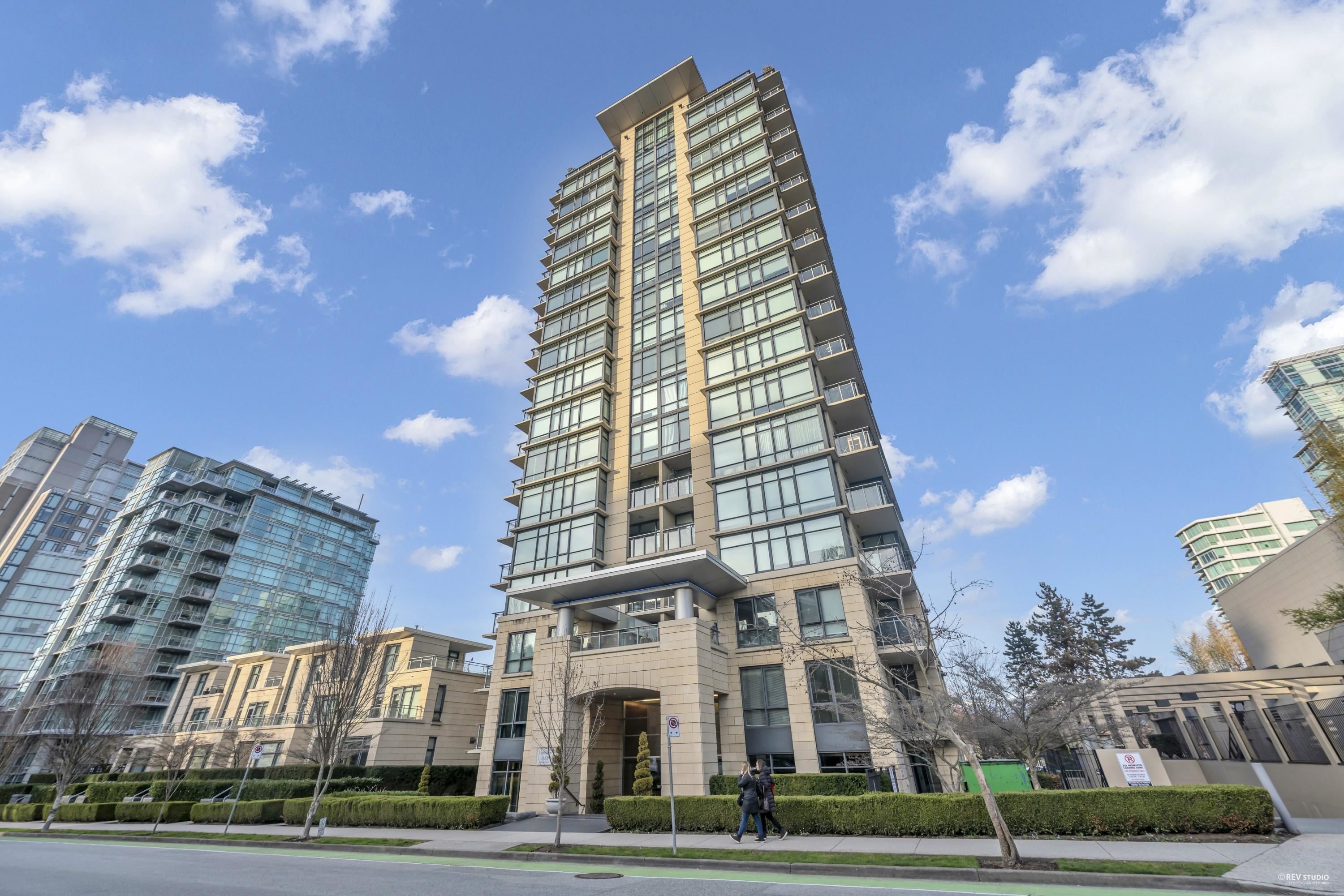 Michael Sung, 902-1863 ALBERNI STREET, Vancouver, British Columbia, 2 Bedrooms, 2 Bathrooms, Residential Attached,For Sale ,R2759065