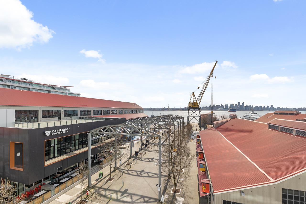 Listing image of 412 175 VICTORY SHIP WAY