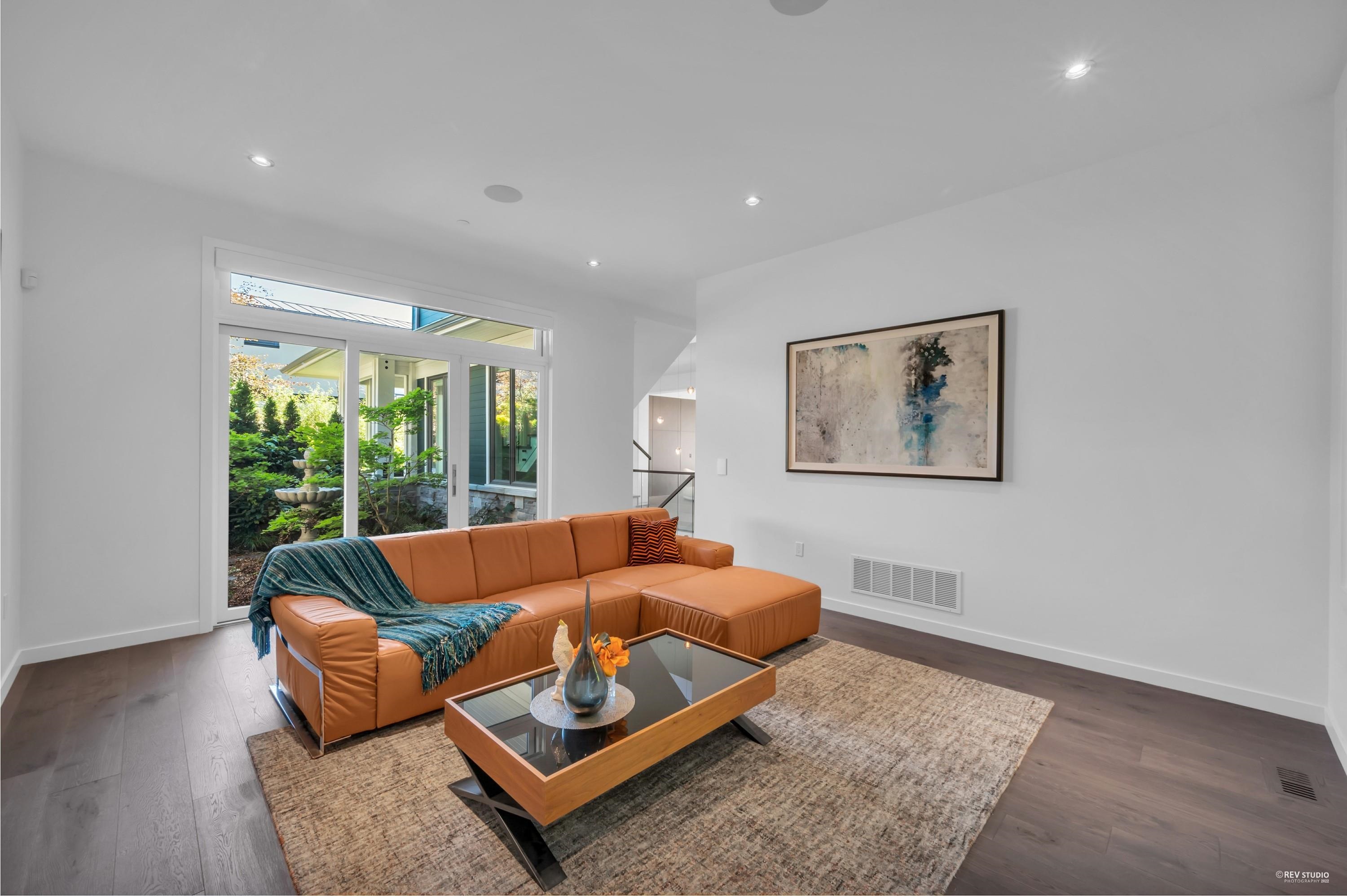 Listing image of 2101 UNION COURT