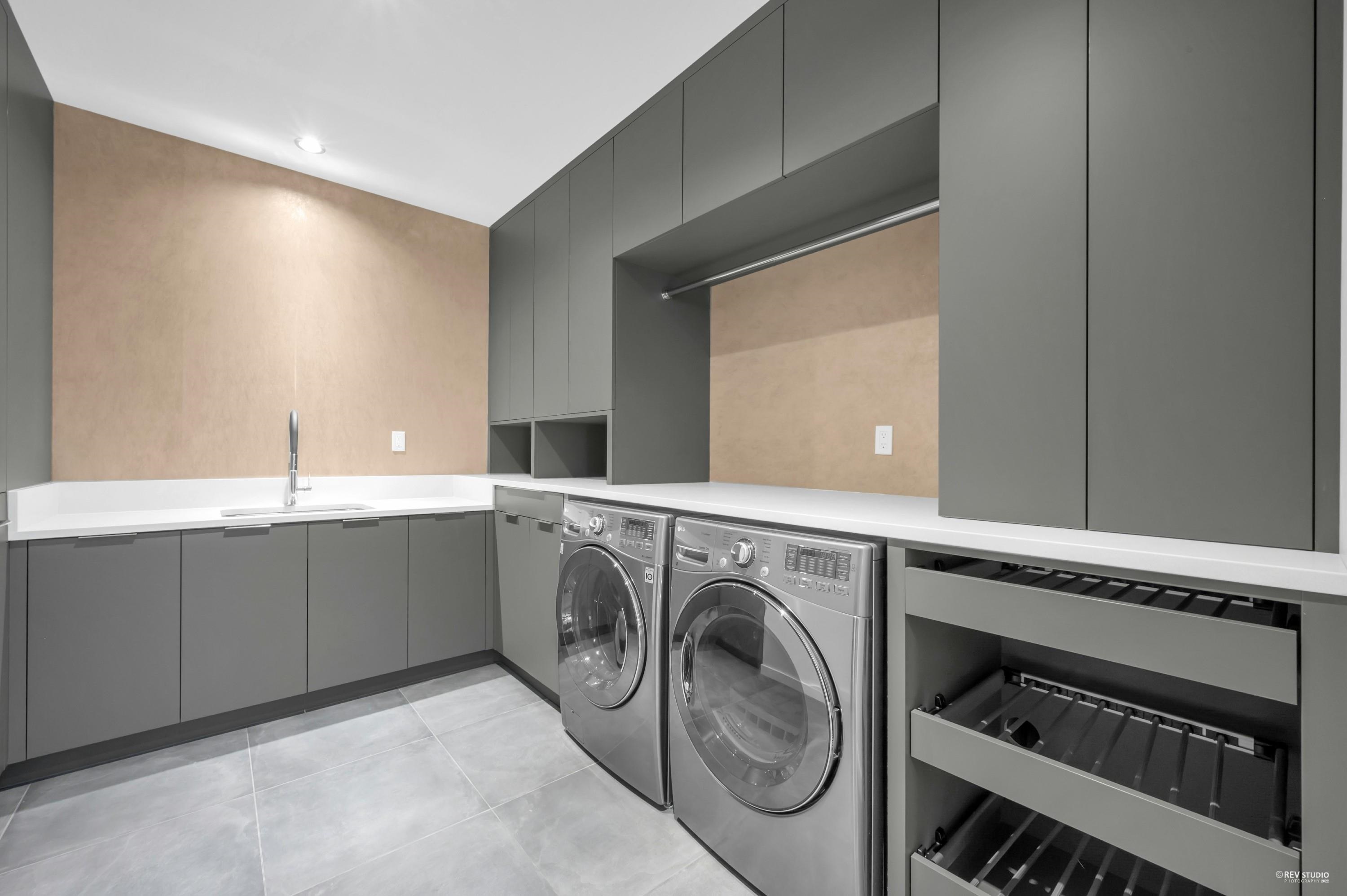 Listing image of 2101 UNION COURT