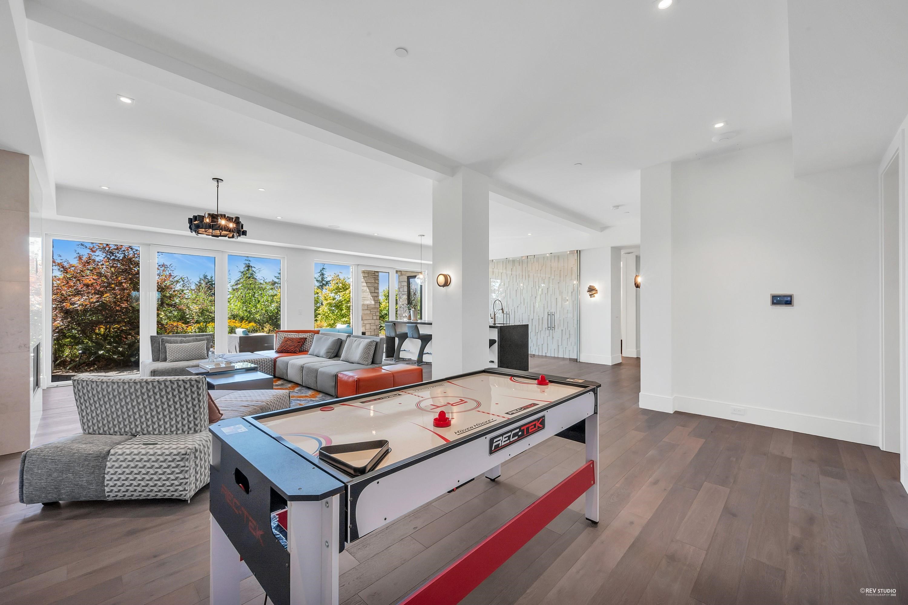 Listing image of 2111 UNION COURT