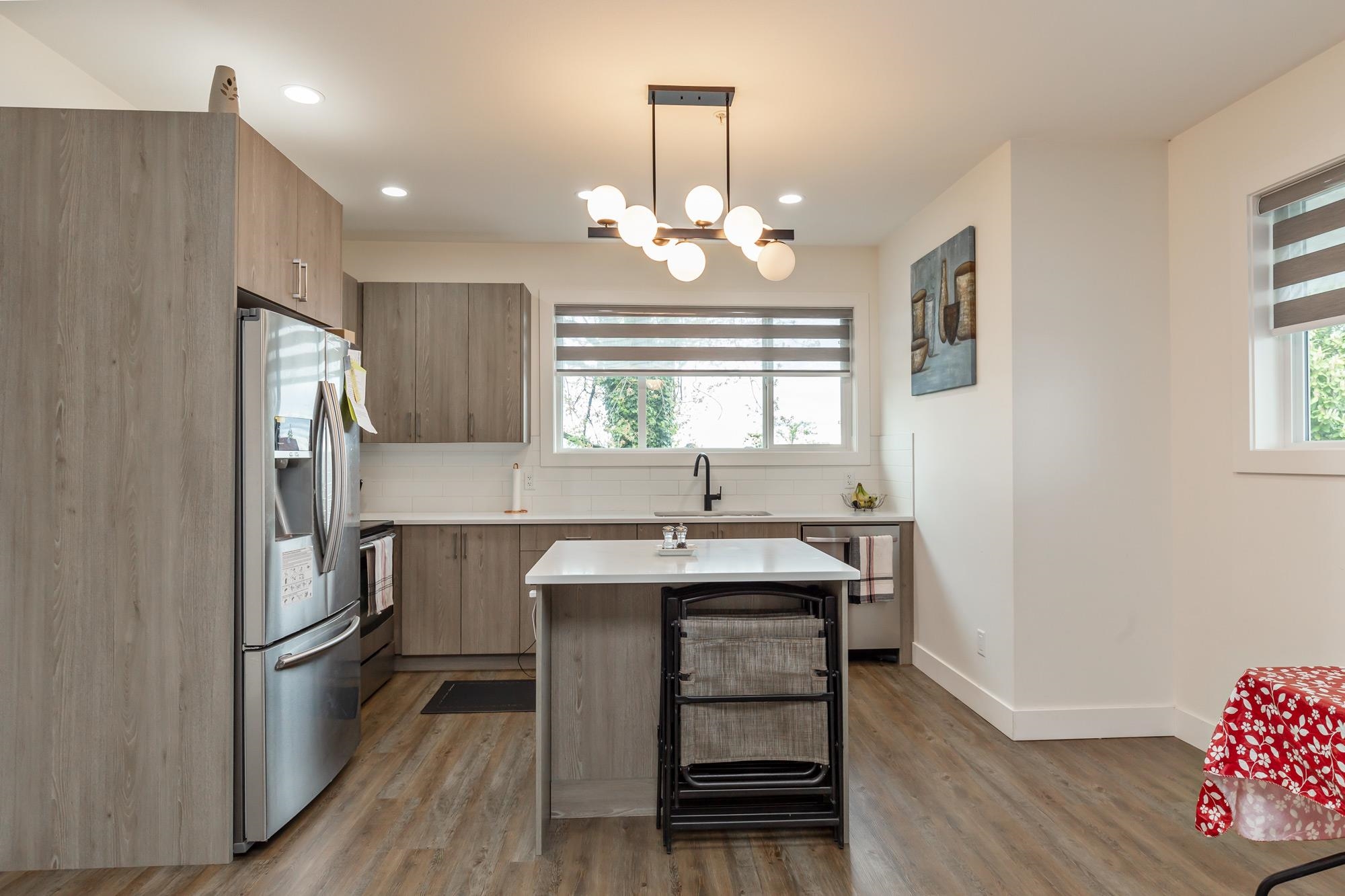 Wilson Lam Realtor, 1-7431 JAMES STREET, Mission, British Columbia V2V 3V8, 6 Bedrooms, 4 Bathrooms, Residential Attached,For Sale ,R2760804