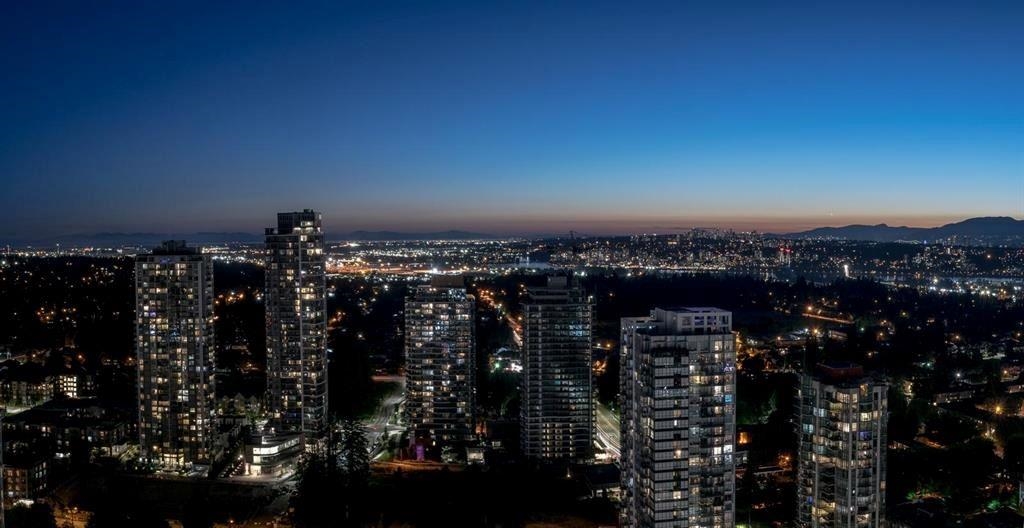 3808-13495 CENTRAL AVENUE, Surrey, British Columbia, 3 Bedrooms Bedrooms, ,2 BathroomsBathrooms,Residential Attached,For Sale,R2761466
