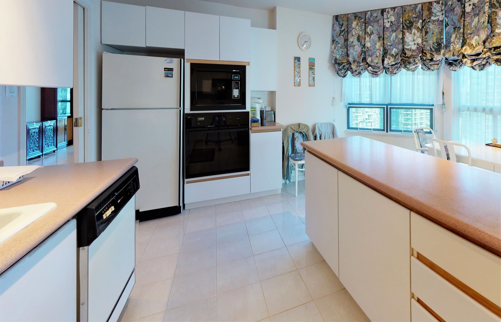 Wilson Lam Realtor, 1903-1415 GEORGIA STREET, Vancouver, British Columbia V6G 3C8, 2 Bedrooms, 3 Bathrooms, Residential Attached,For Sale ,R2762381