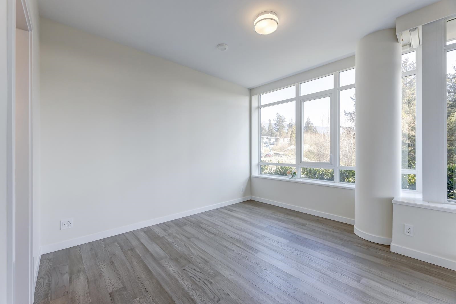 Wilson Lam Realtor, 503-768 ARTHUR ERICKSON PLACE, West Vancouver, British Columbia V7T 0B6, 2 Bedrooms, 3 Bathrooms, Residential Attached,For Sale ,R2762598