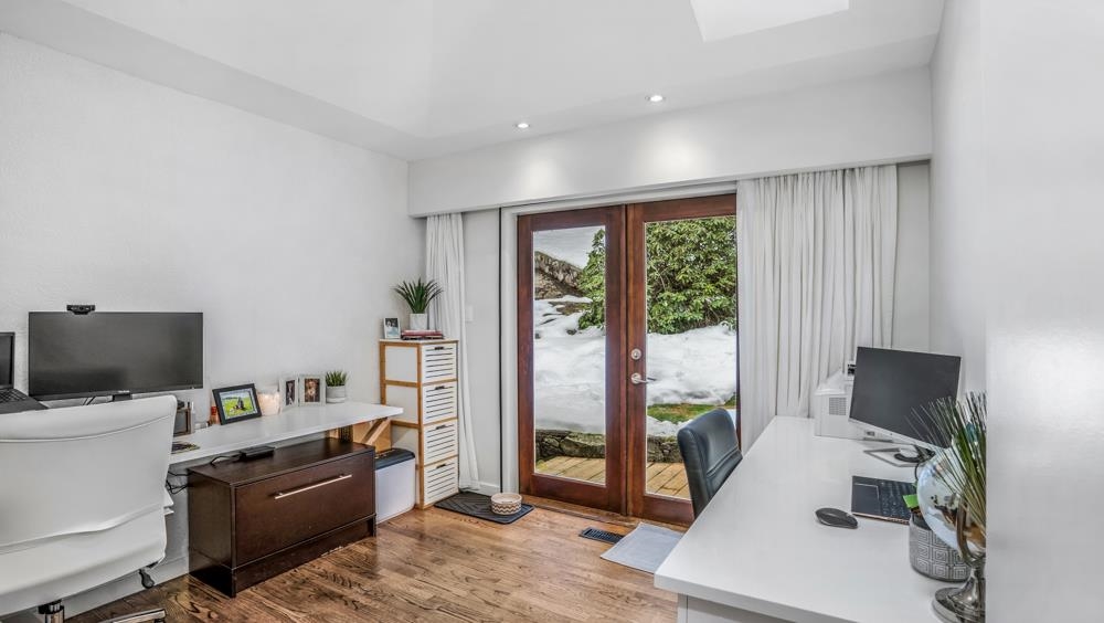 Michael Sung, 68 BONNYMUIR DRIVE, West Vancouver, British Columbia, 3 Bedrooms, 2 Bathrooms, Residential Detached,For Sale ,R2762728