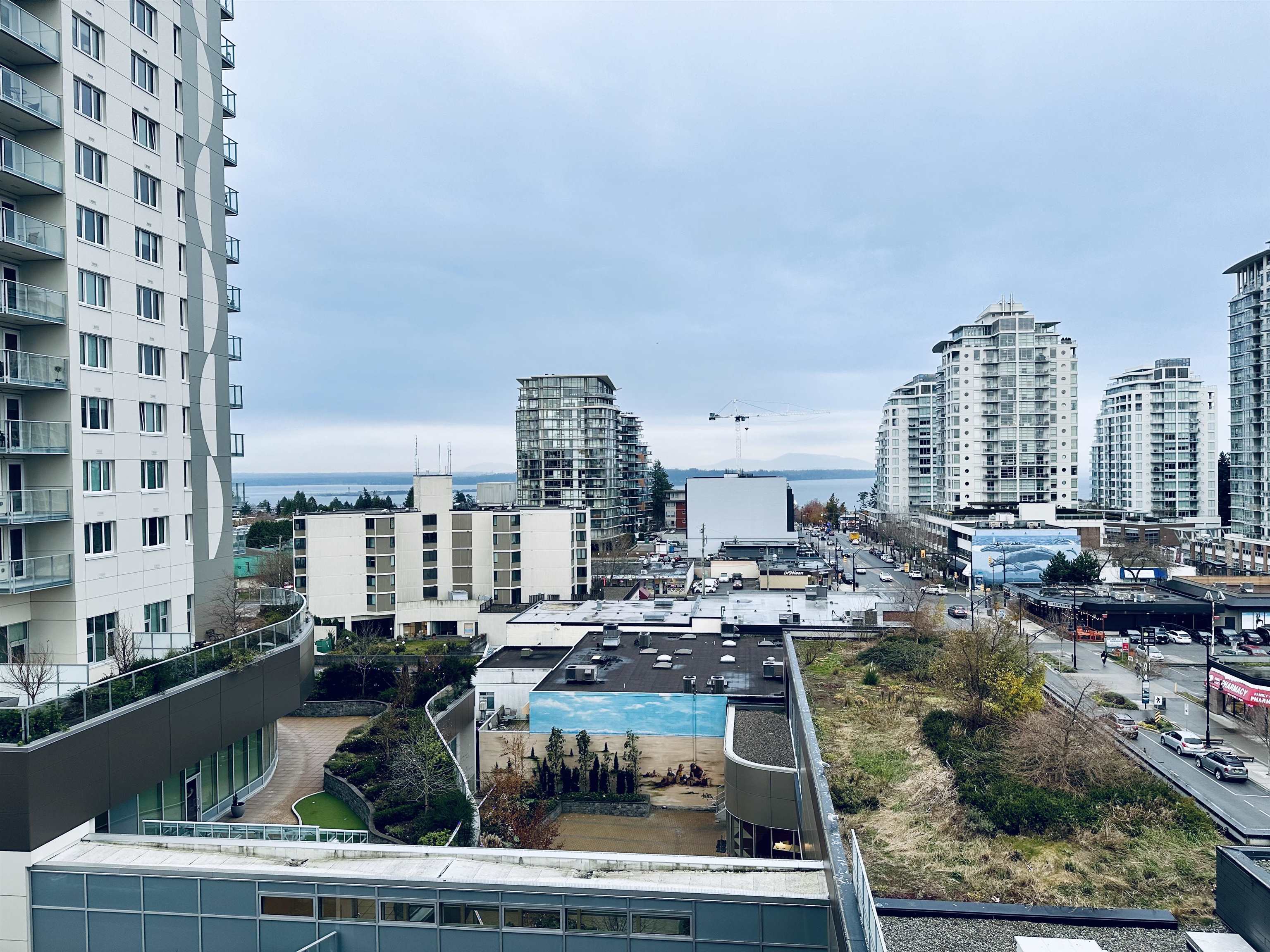 708-1588 JOHNSTON ROAD, White Rock, British Columbia, 2 Bedrooms Bedrooms, ,2 BathroomsBathrooms,Residential Attached,For Sale,R2763157