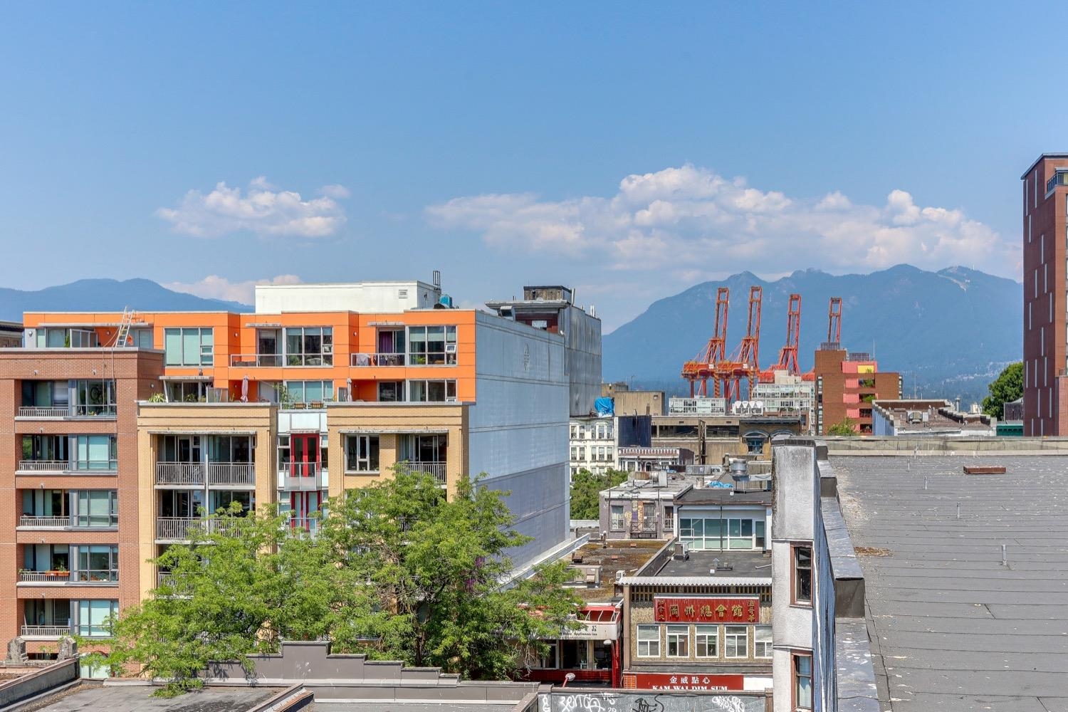 Wilson Lam Realtor, 703-239 KEEFER STREET, Vancouver, British Columbia V6A 1X6, 1 Bedroom, 1 Bathroom, Residential Attached,For Sale ,R2763179