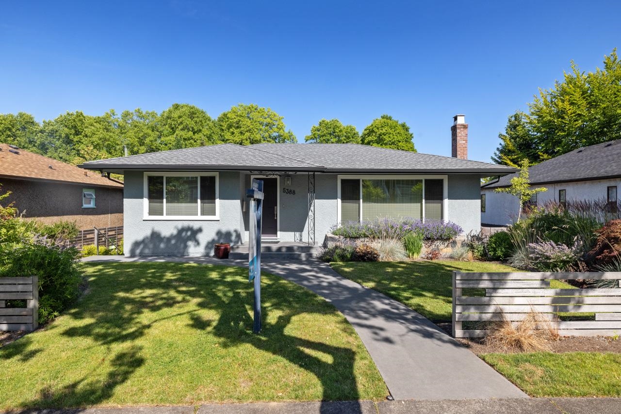5388 Slocan St, Vancouver, BC