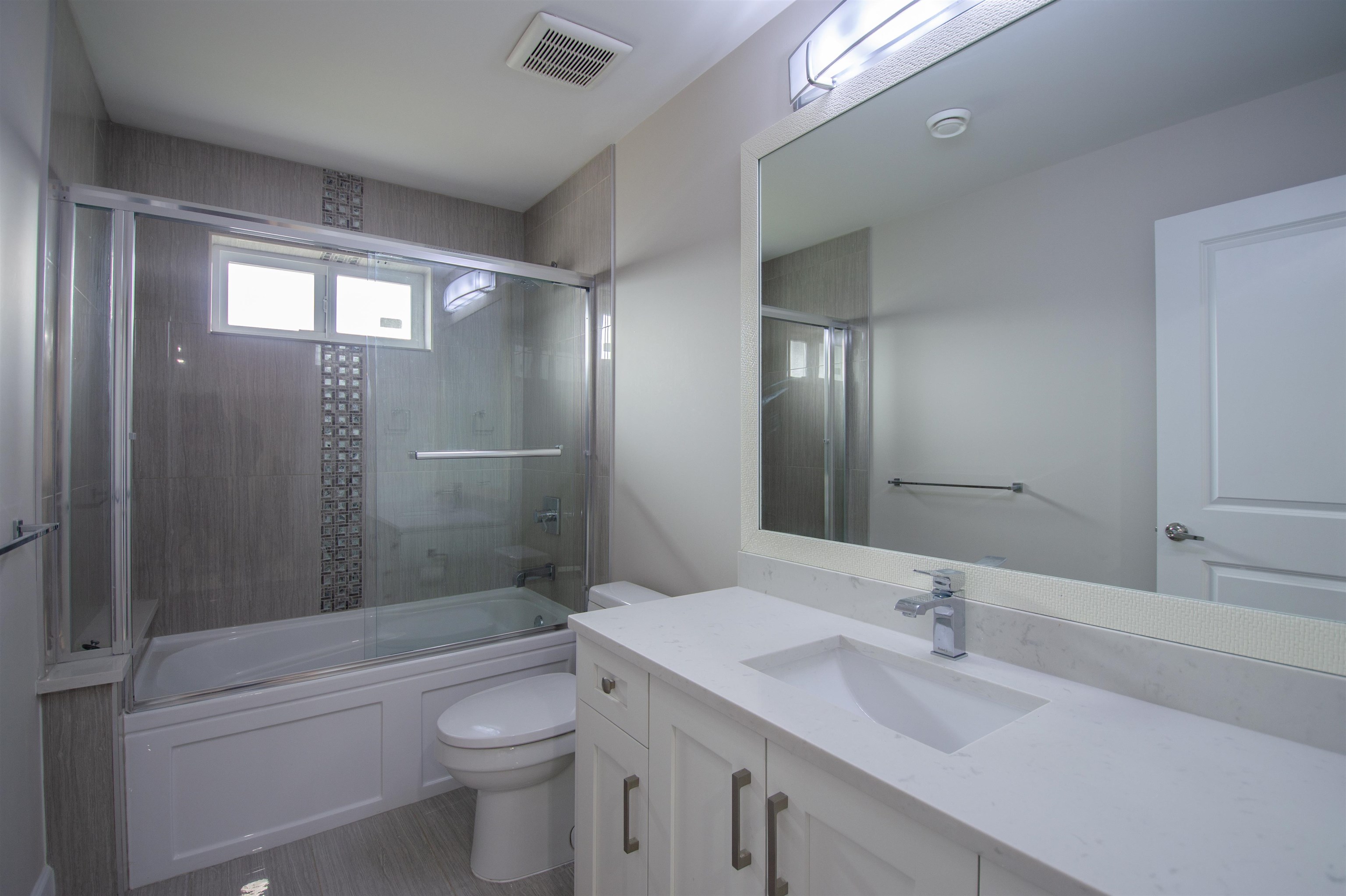 5173 2 AVENUE, Delta, British Columbia, 5 Bedrooms Bedrooms, ,6 BathroomsBathrooms,Residential Detached,For Sale,R2764125