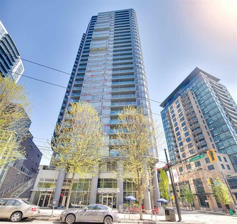 808–233 Robson St, Vancouver, BC