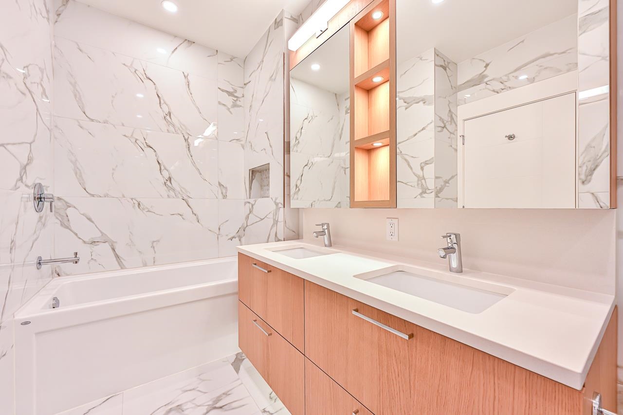 505-5058 CAMBIE STREET, Vancouver, British Columbia Apartment/Condo, 3 Bedrooms, 2 Bathrooms, Residential Attached,For Sale, MLS-R2764190