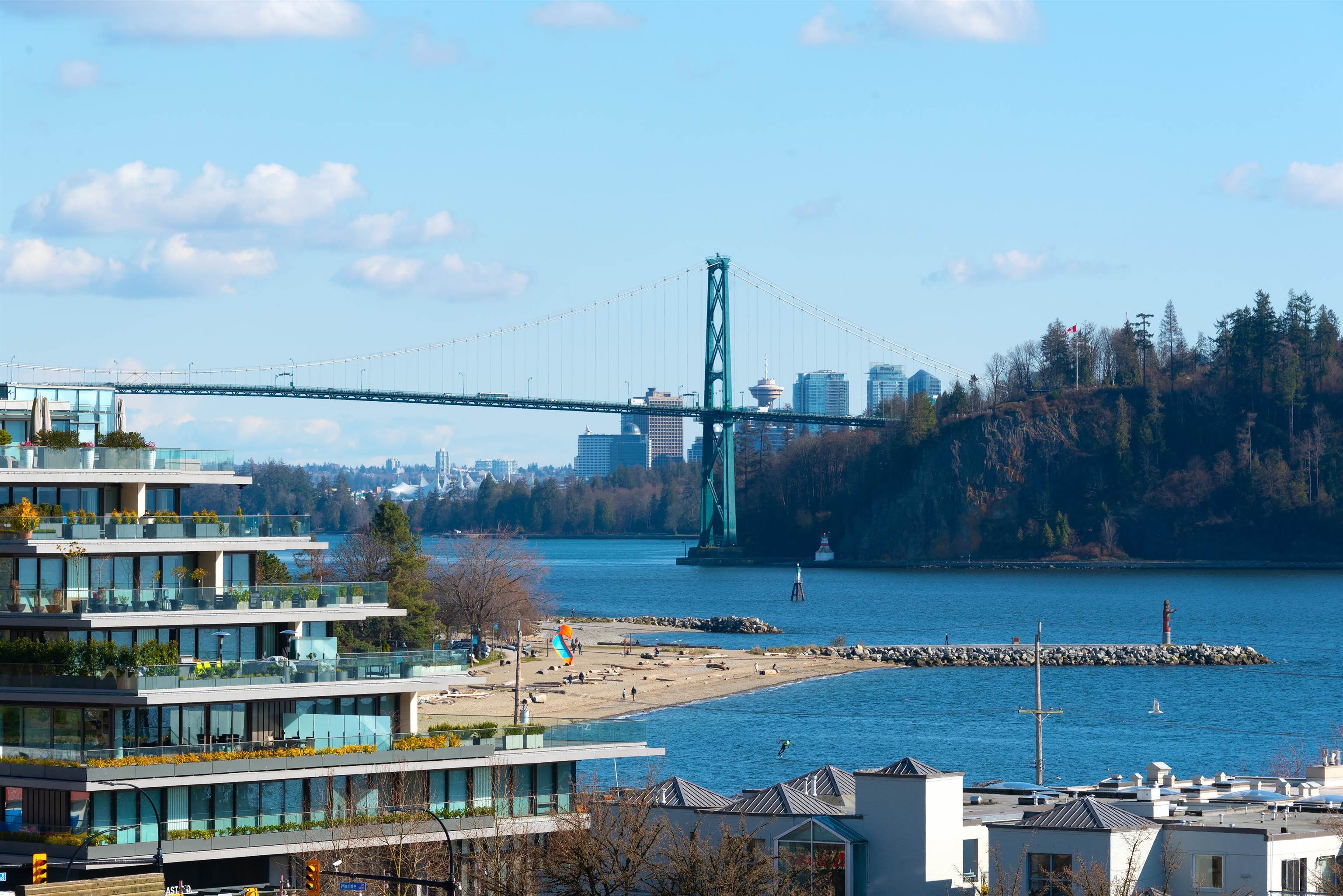 Ambleside Apartment/Condo for sale:  2 bedroom 1,222 sq.ft. (Listed 2023-04-07)