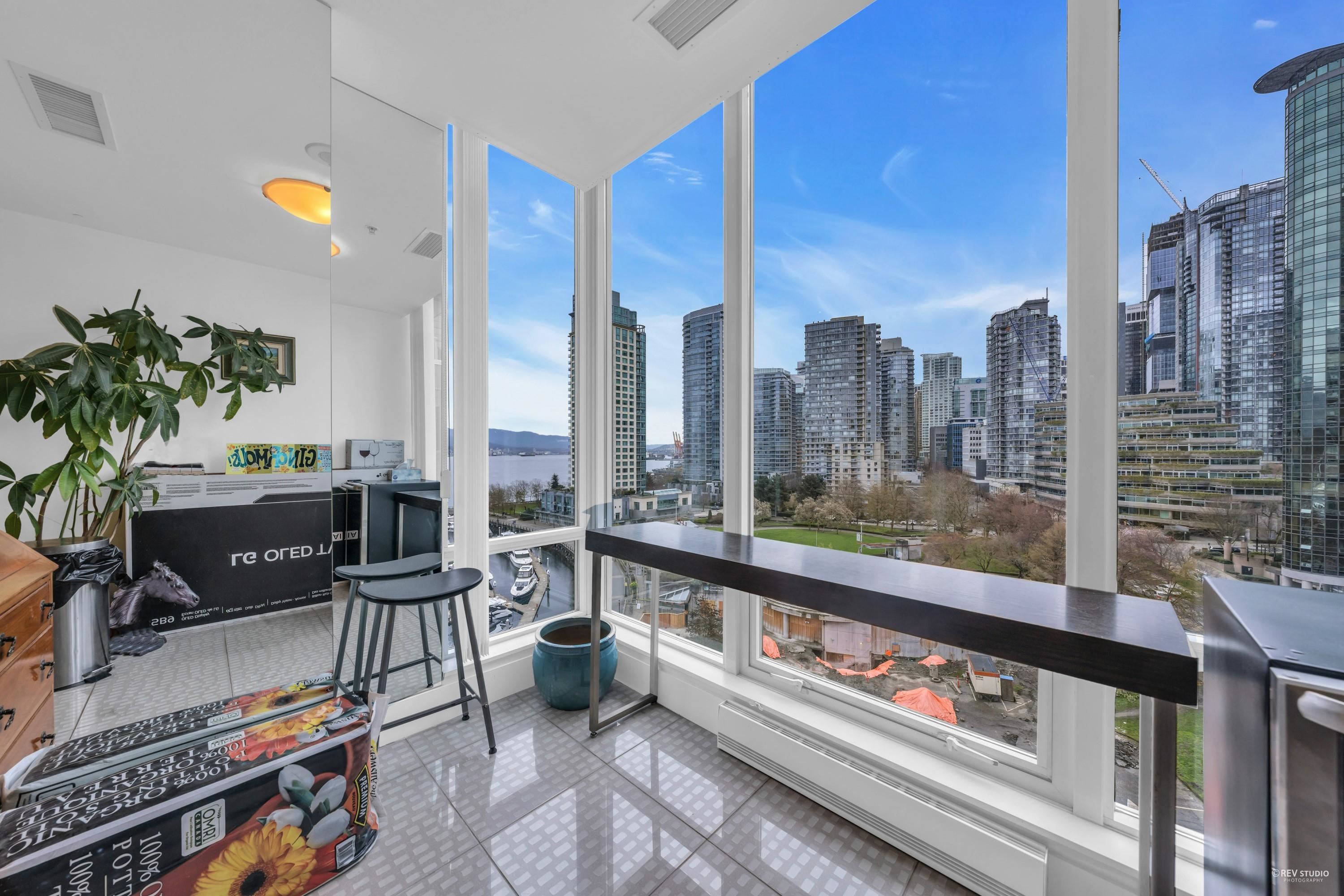 Wilson Lam Realtor, 1002-499 BROUGHTON STREET, Vancouver, British Columbia V6G 3K1, 2 Bedrooms, 2 Bathrooms, Residential Attached,For Sale ,R2766619