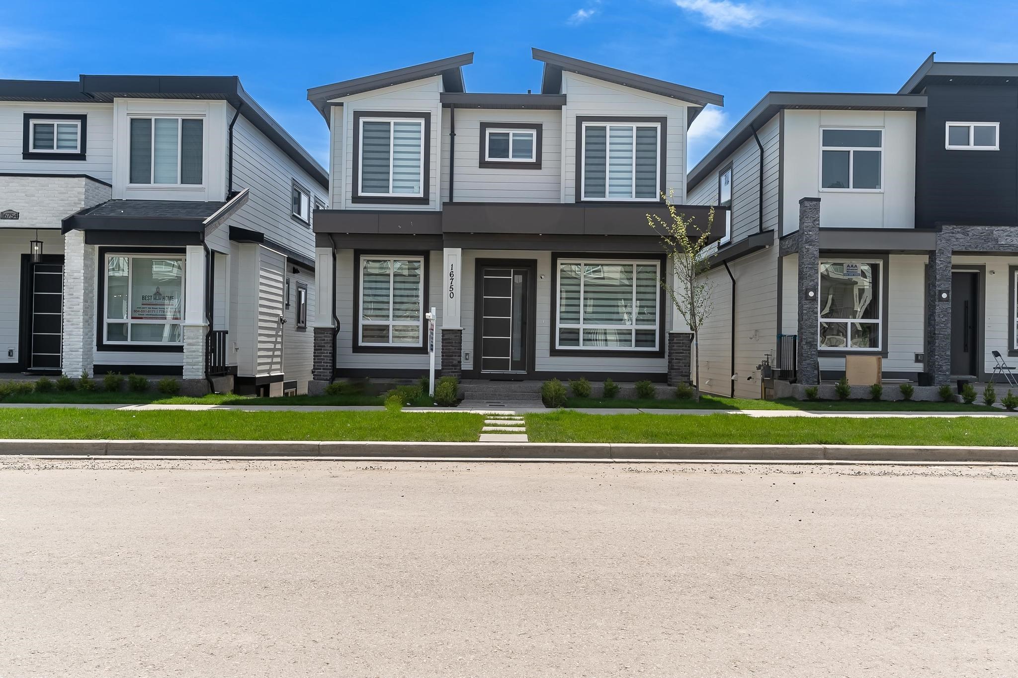 16750 15A AVENUE, Surrey, British Columbia, 4 Bedrooms Bedrooms, ,6 BathroomsBathrooms,Residential Detached,For Sale,R2766816