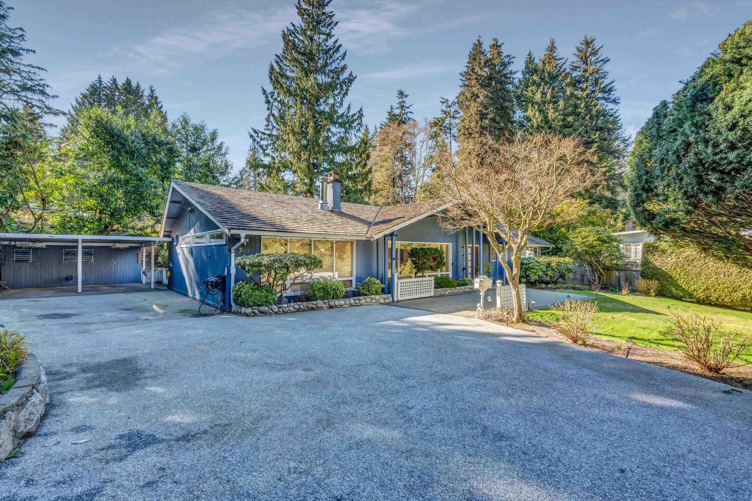 769 Burley Pl, West Vancouver, BC
