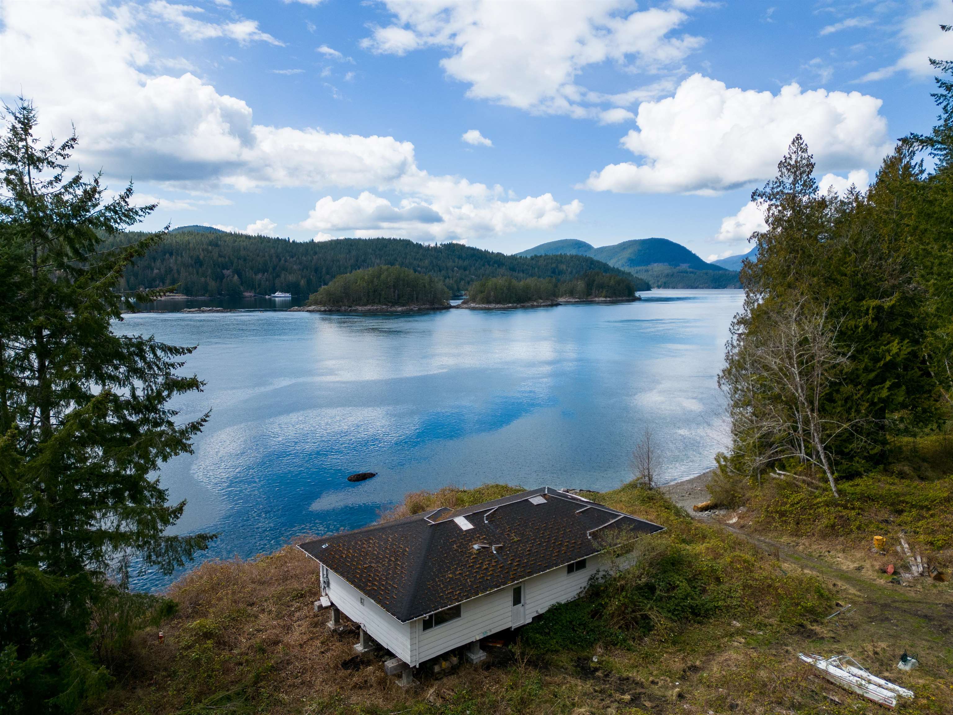 Michael Sung, DISTRICT LOT 5270, Egmont, British Columbia, Land Only,For Sale ,R2767611