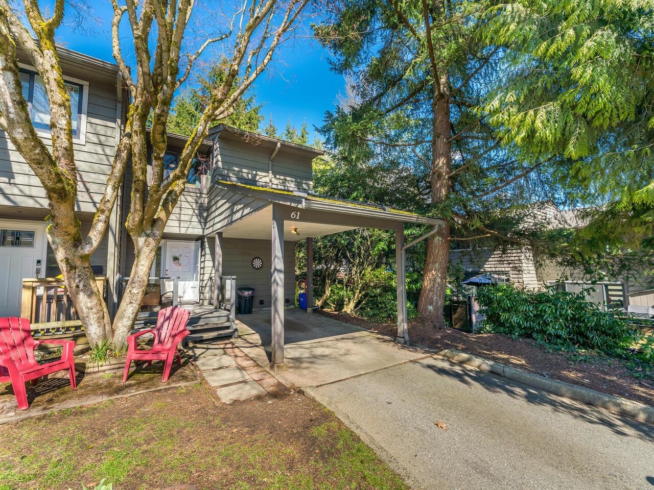 61–1930 Cedar Village Cres, North Vancouver, BC