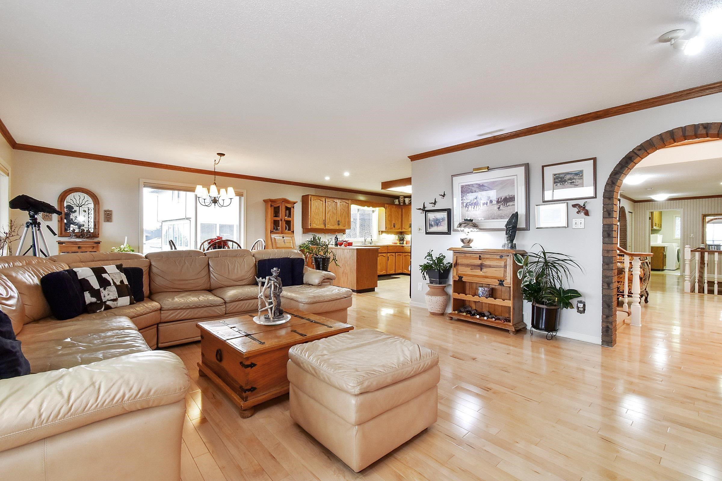 Michael Sung, 1991 EVERETT ROAD, Abbotsford, British Columbia, 6 Bedrooms, 4 Bathrooms, Residential Detached,For Sale ,R2768804