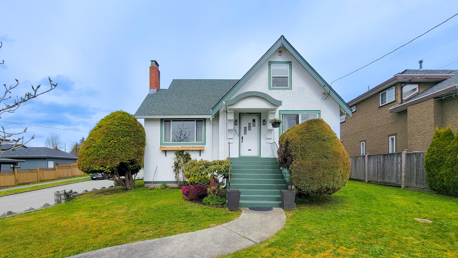 1823 Eighth Ave, New Westminster, BC