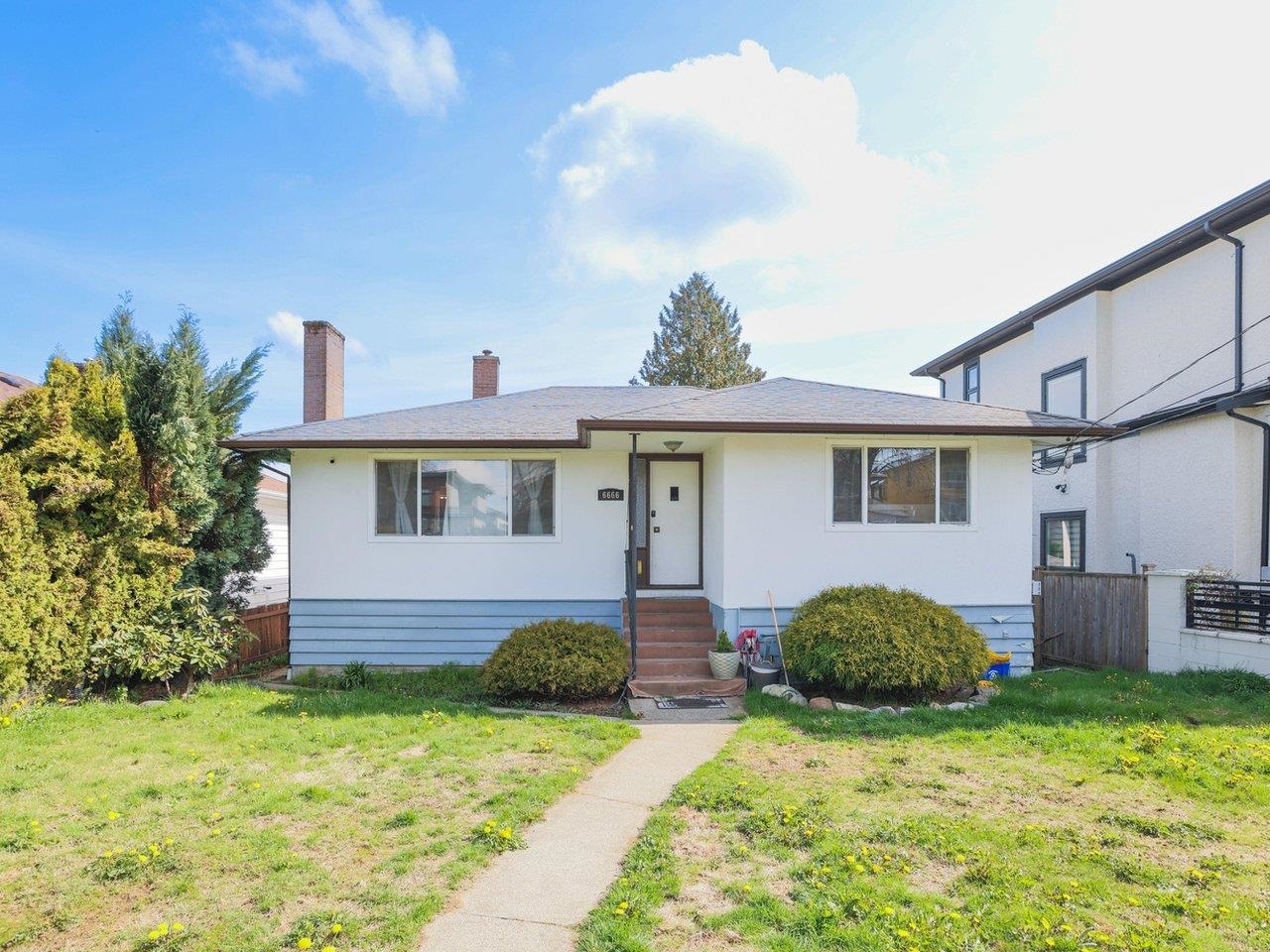6666 Linden Ave, Burnaby, BC