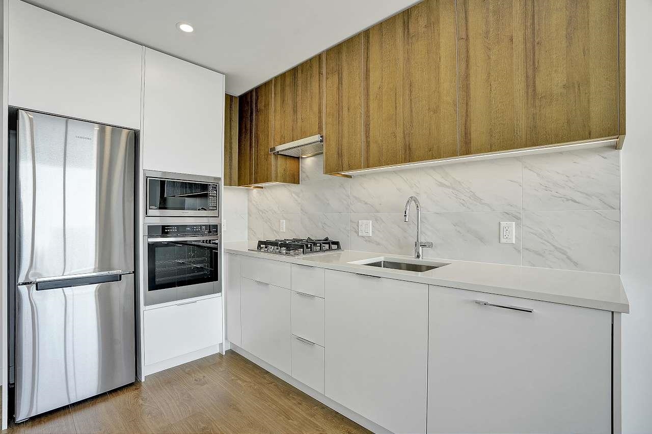 Wilson Lam Realtor, 1706-13359 OLD YALE ROAD, Surrey, British Columbia V3T 3C6, 1 Bedroom, 1 Bathroom, Residential Attached,For Sale ,R2773951