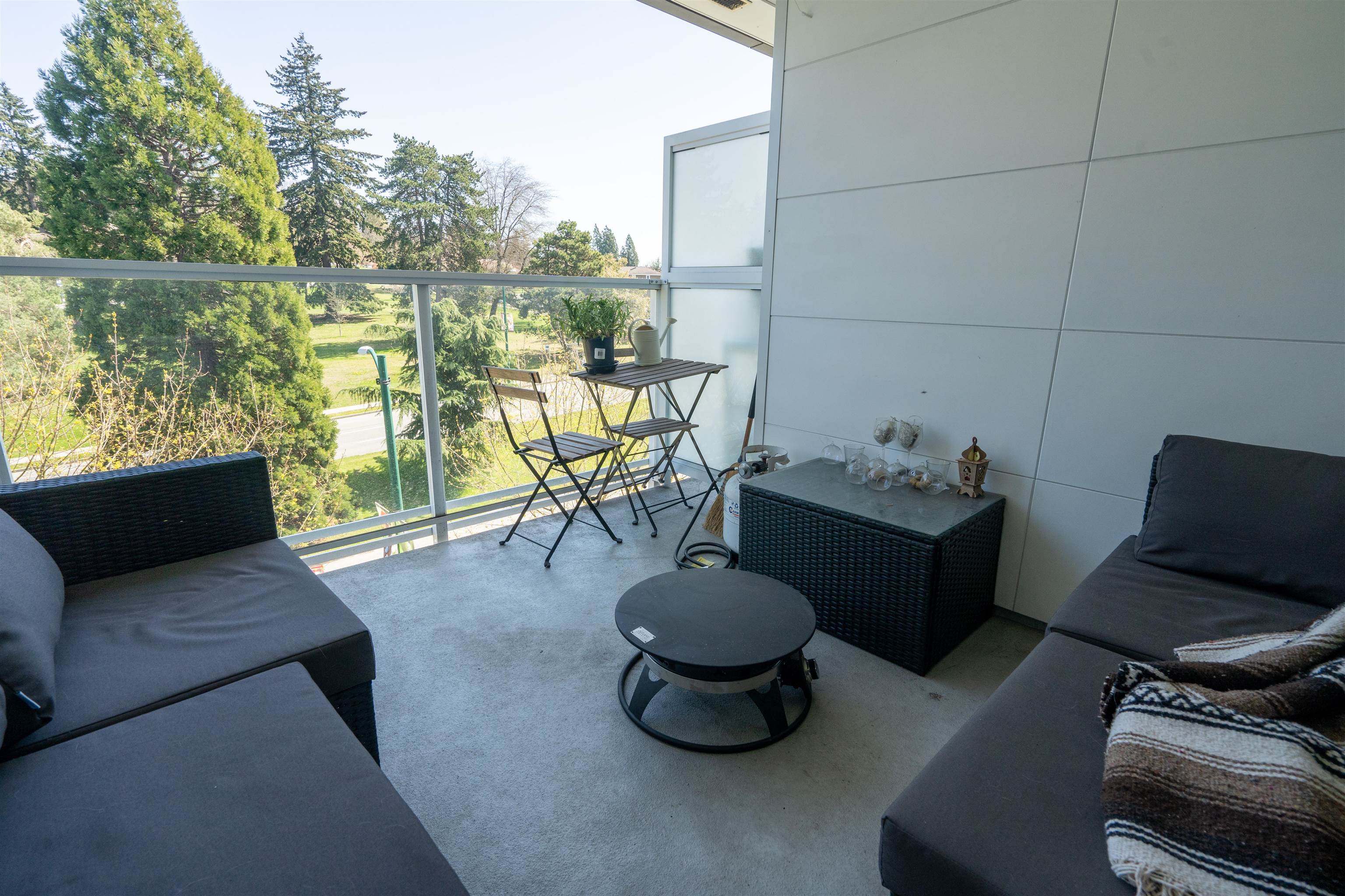 Listing image of 510 4867 CAMBIE STREET