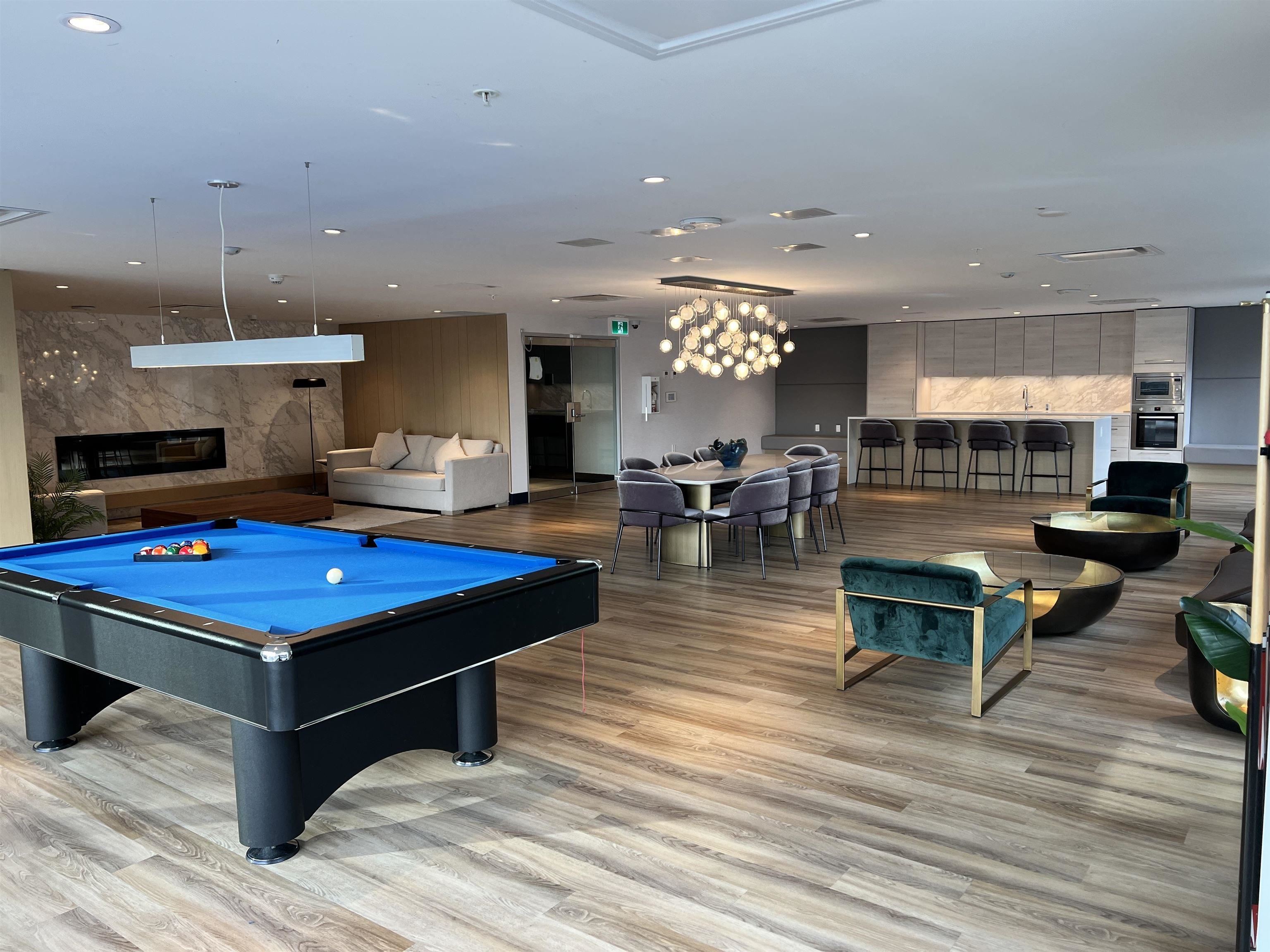 Michael Sung, 2101-6398 SILVER AVENUE, Burnaby, British Columbia, 3 Bedrooms, 2 Bathrooms, Residential Attached,For Sale ,R2775522