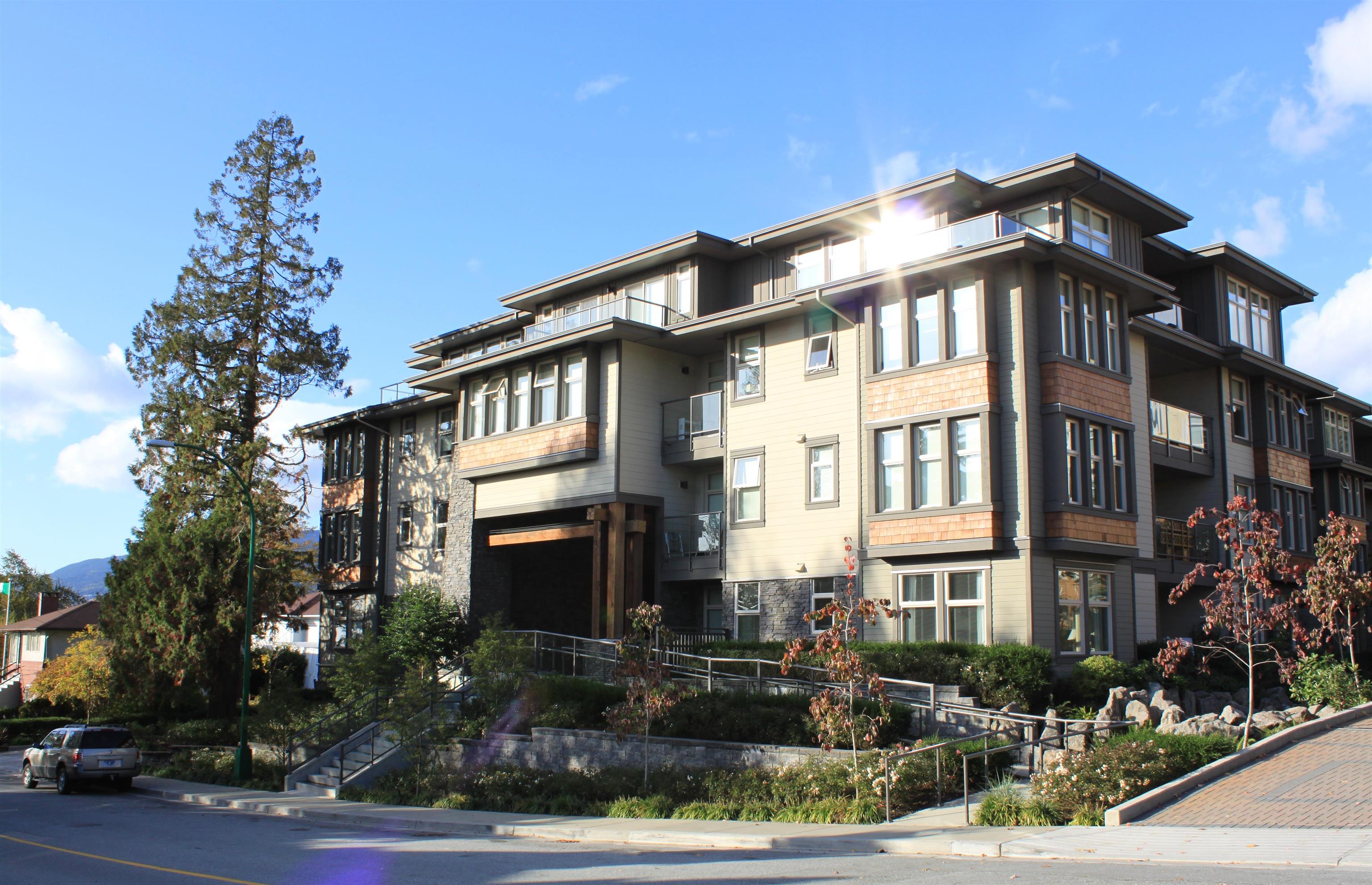 313–188 W 29th St, North Vancouver, BC