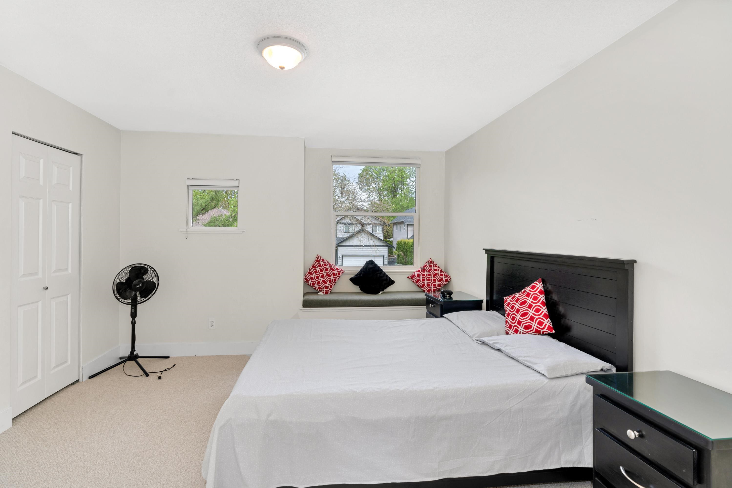 18162 69 AVENUE, Surrey, British Columbia, 6 Bedrooms Bedrooms, ,5 BathroomsBathrooms,Residential Detached,For Sale,R2776422