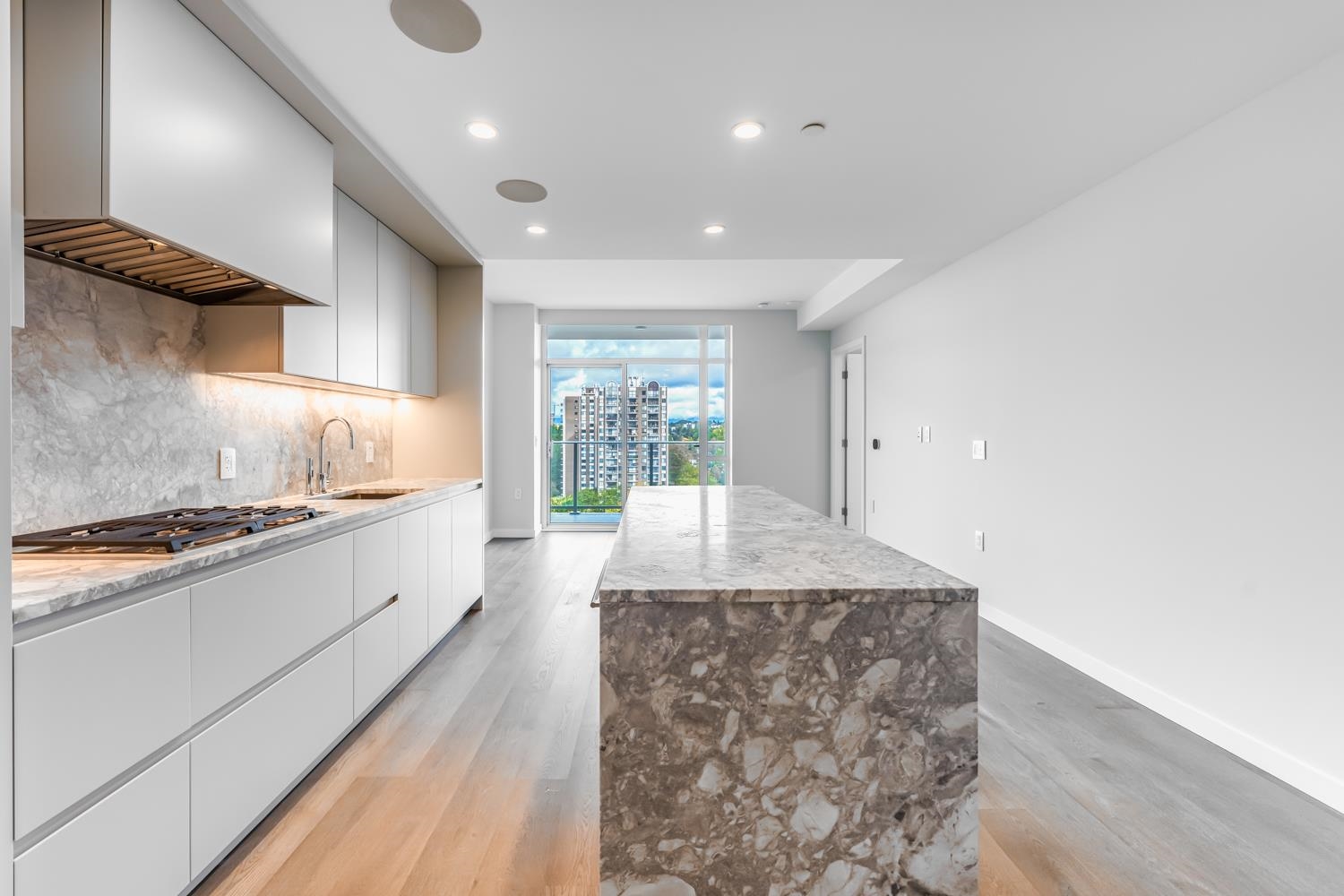1502-7433 CAMBIE STREET, Vancouver, British Columbia, 1 Bedroom Bedrooms, ,1 BathroomBathrooms,Residential Attached,For Sale,R2777057