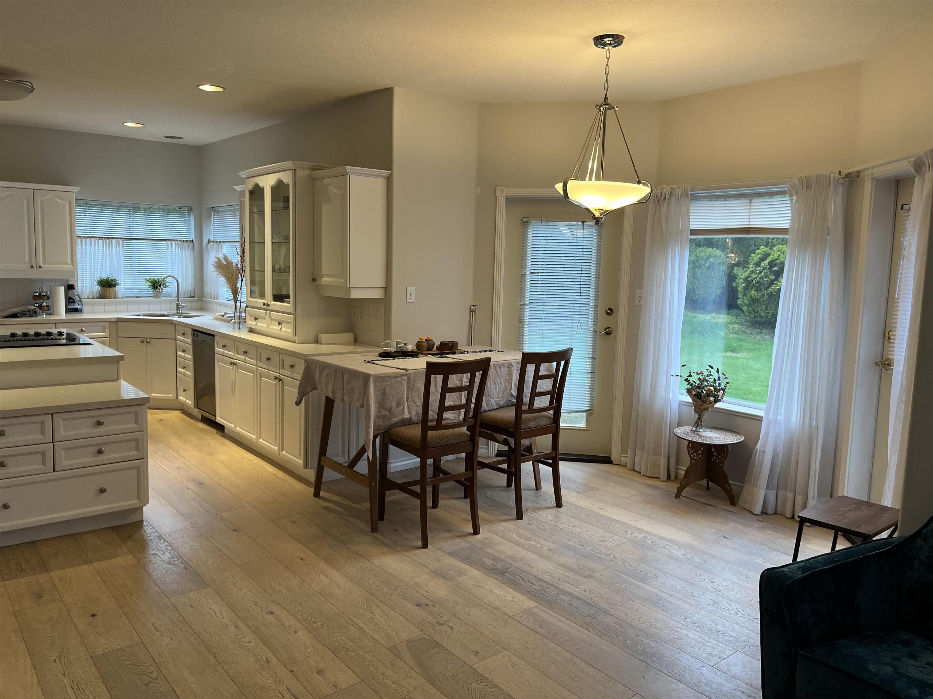 14527 30 AVENUE, Surrey, British Columbia, 4 Bedrooms Bedrooms, ,4 BathroomsBathrooms,Residential Detached,For Sale,R2777243