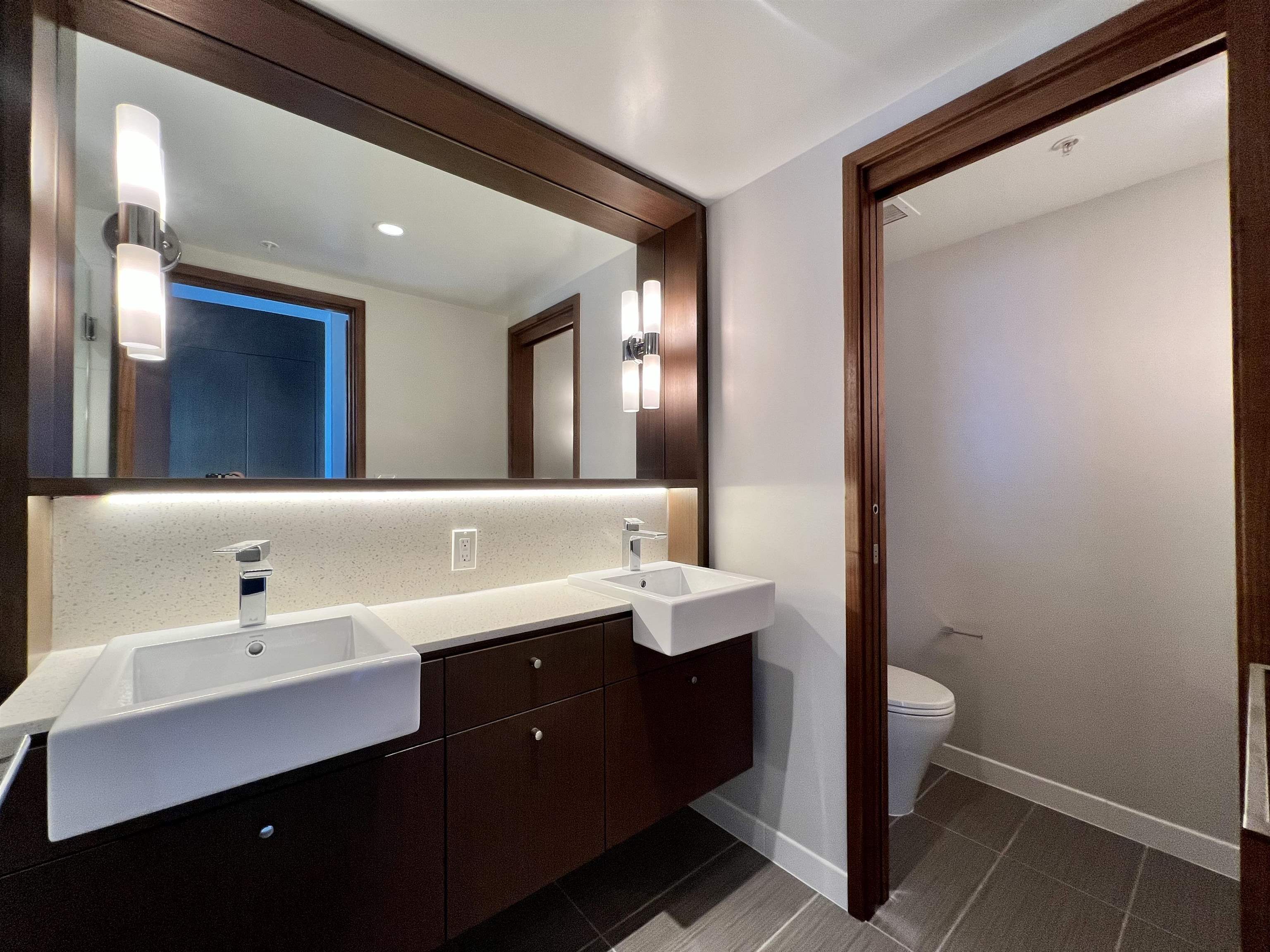 4708-13495 CENTRAL AVENUE, Surrey, British Columbia, 2 Bedrooms Bedrooms, ,4 BathroomsBathrooms,Residential Attached,For Sale,R2777459