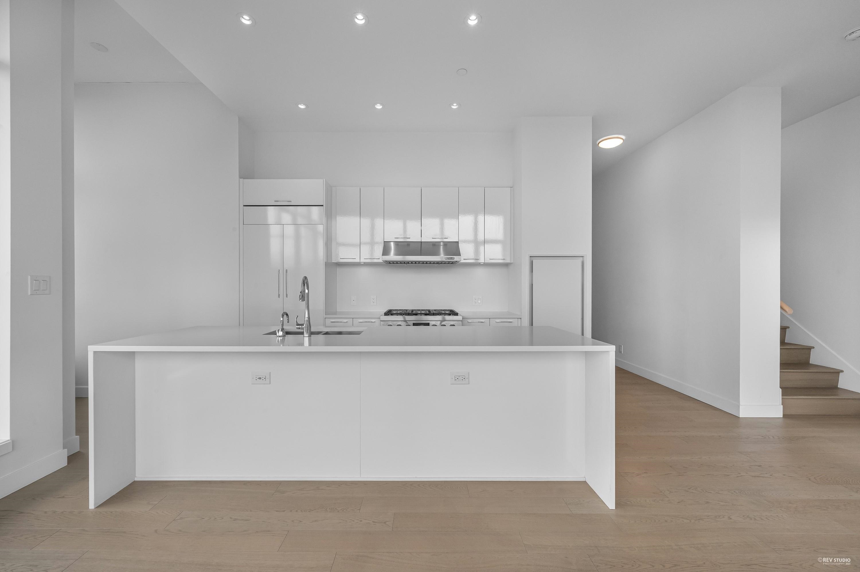 Wilson Lam Realtor, 2201-8538 RIVER DISTRICT CROSSING, Vancouver, British Columbia V5S 0C9, 3 Bedrooms, 2 Bathrooms, Residential Attached,For Sale ,R2777618