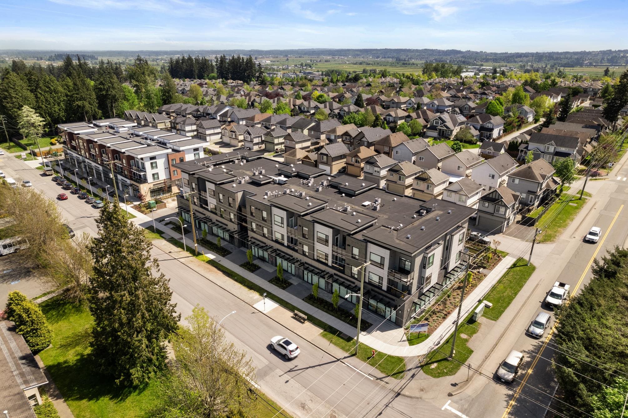 302–14818 60 Ave, Surrey, BC