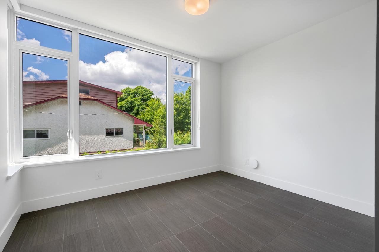 Wilson Lam Realtor, 2110 47TH AVENUE, Vancouver, British Columbia V6M 2M7, 2 Bedrooms, 3 Bathrooms, Residential Attached,For Sale ,R2778672