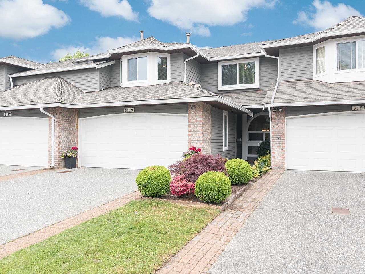 6119 W Boundary Dr, Surrey, BC