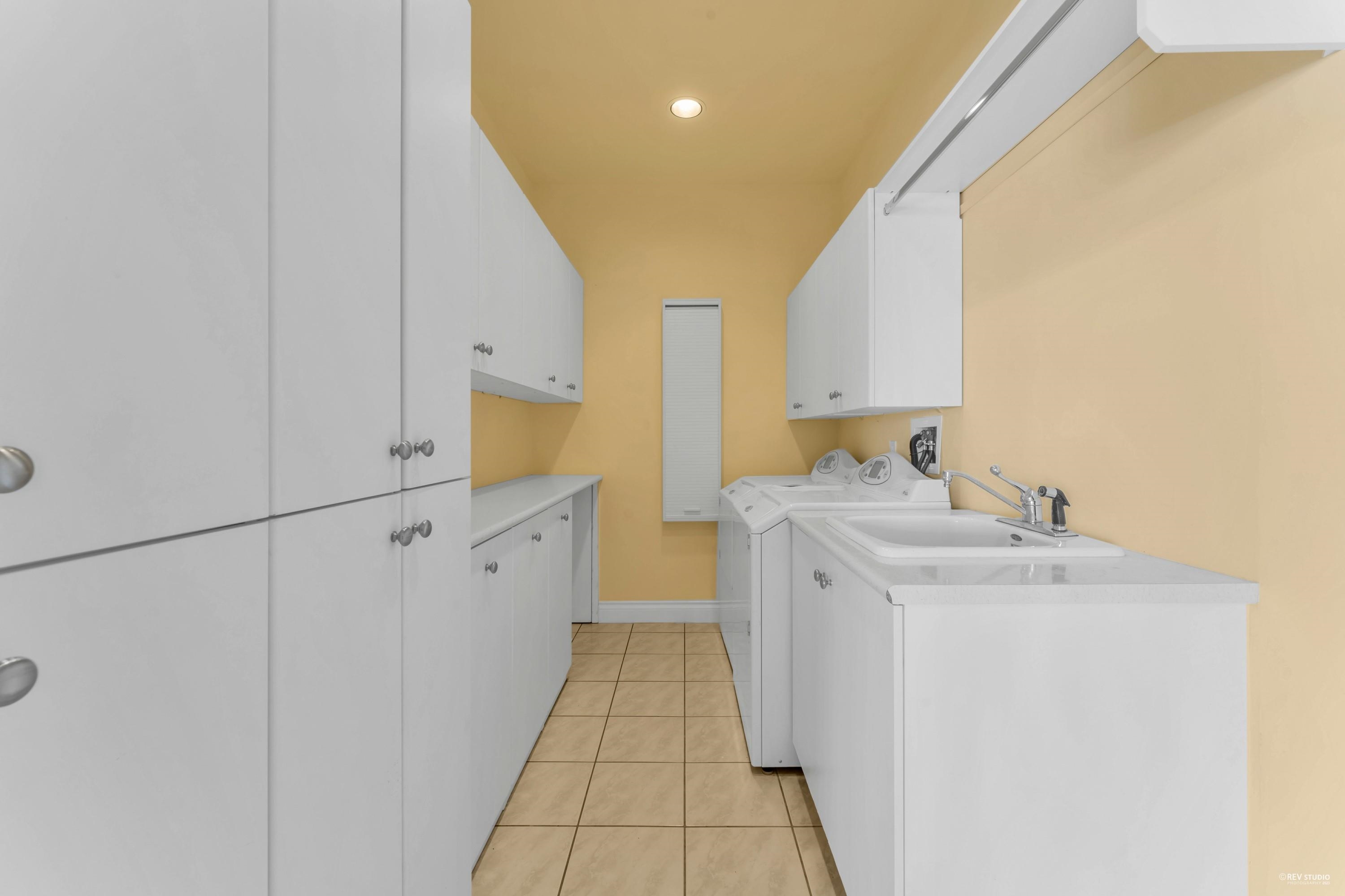 1528 ERRIGAL PLACE, West Vancouver, British Columbia, 5 Bedrooms Bedrooms, ,6 BathroomsBathrooms,Residential Detached,For Sale,R2779583