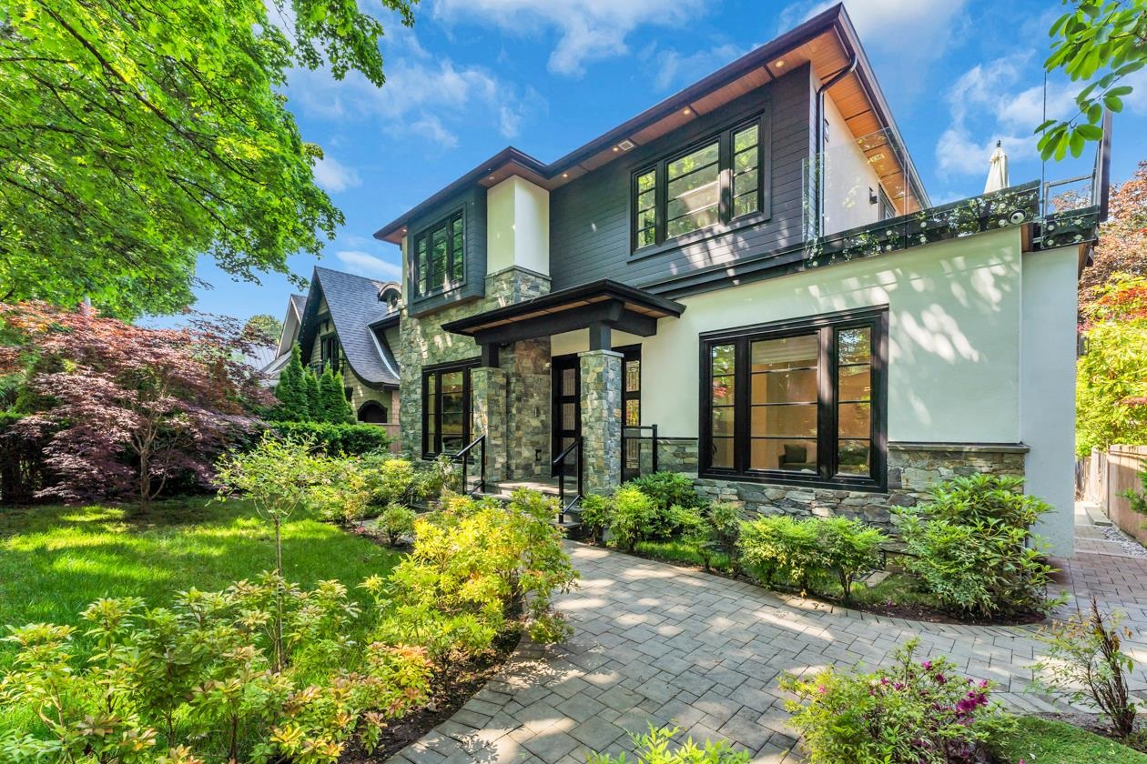 Point Grey House/Single Family for sale:  8 bedroom 4,730 sq.ft. (Listed 2023-05-31)
