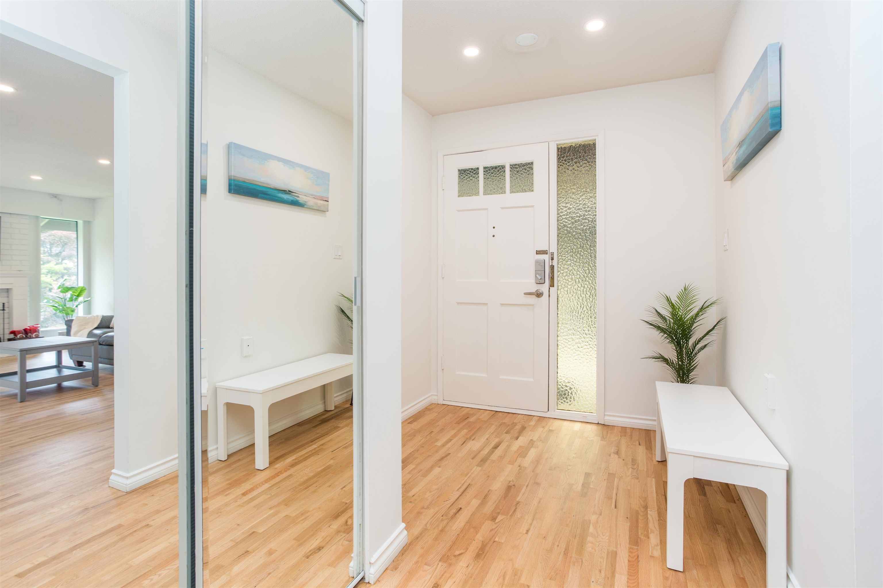 Listing image of 304 555 W 28TH STREET