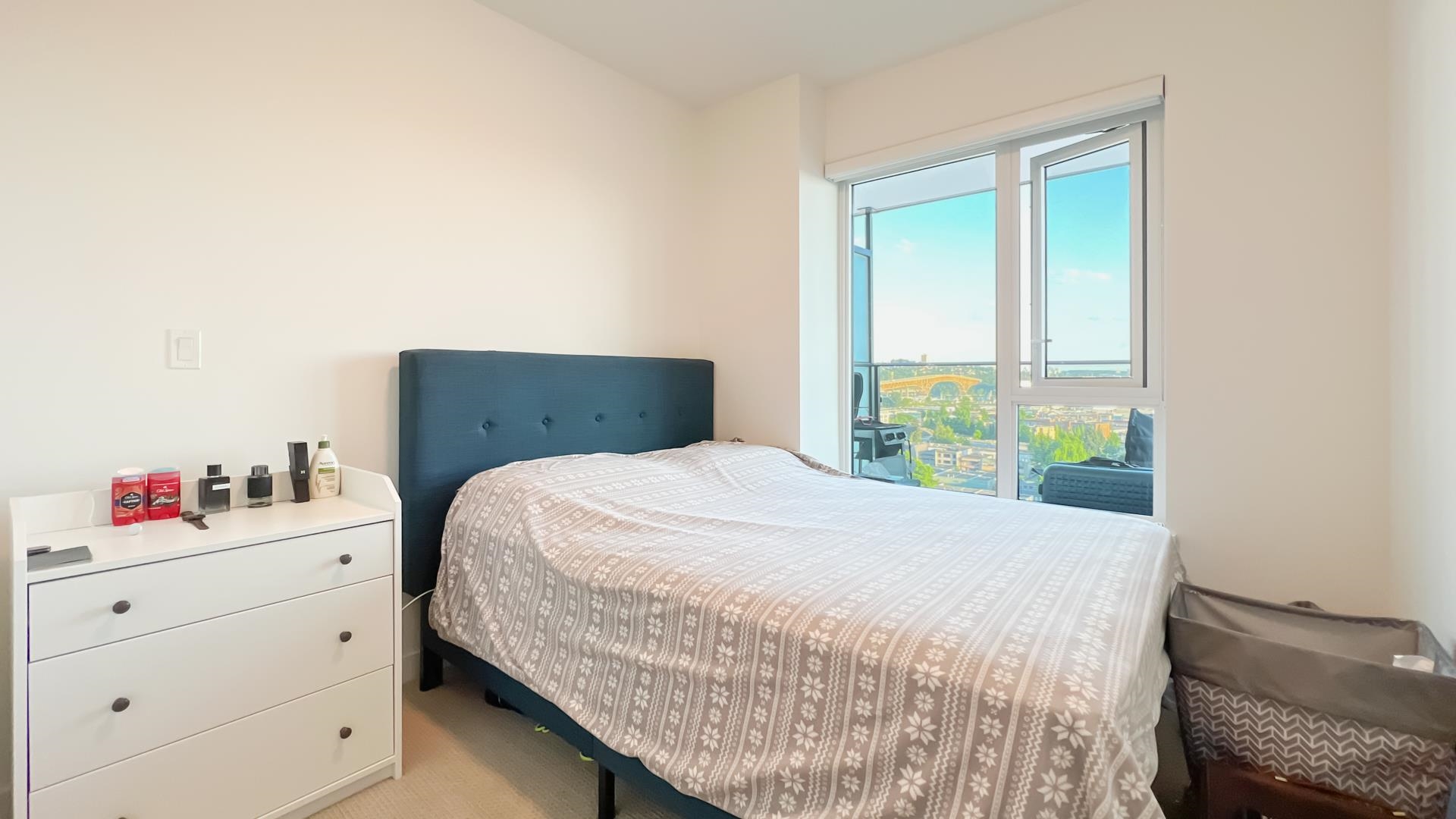 Listing image of 1404 1401 HUNTER STREET