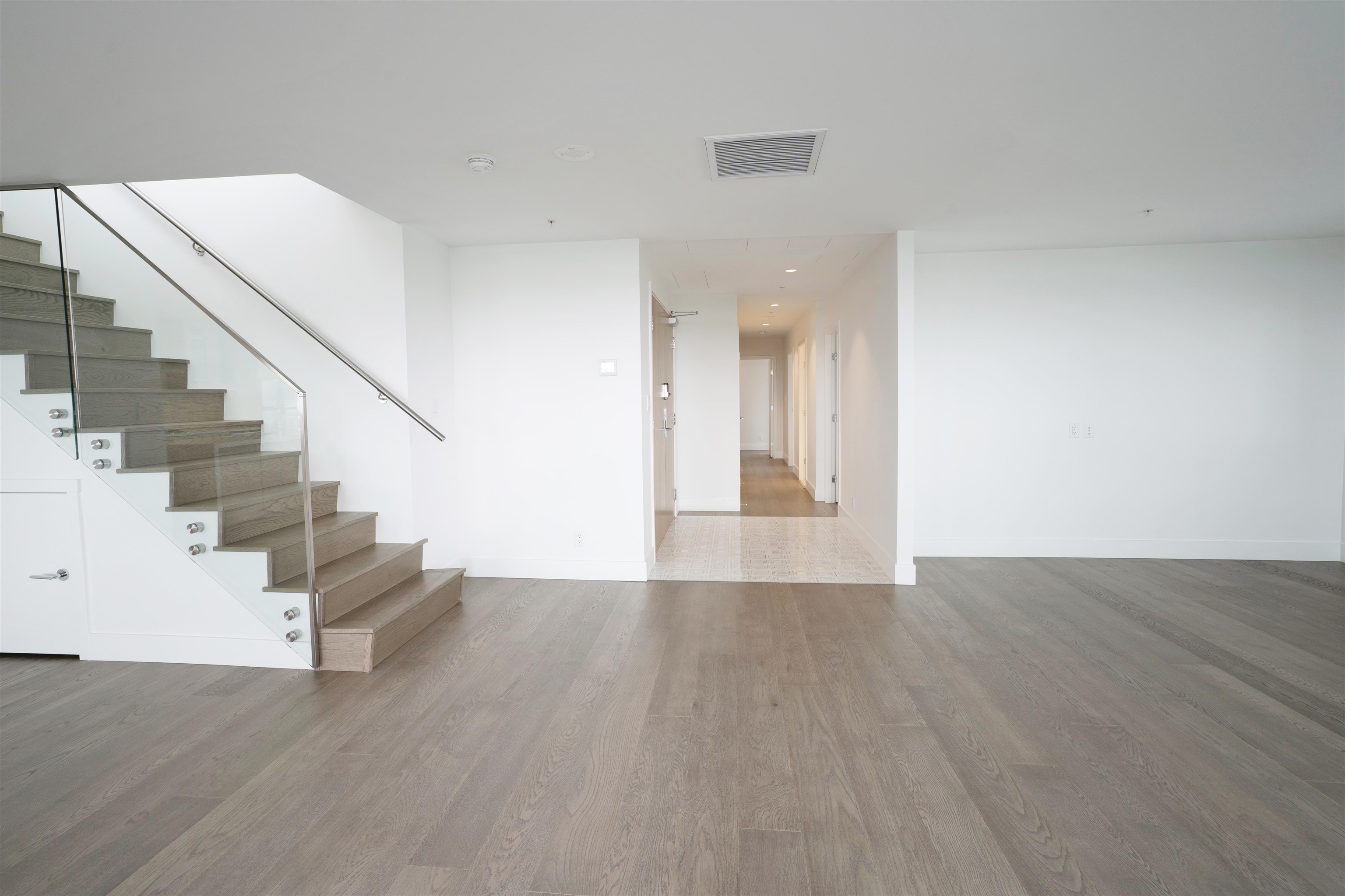 Listing image of PH1 1675 LIONS GATE LANE