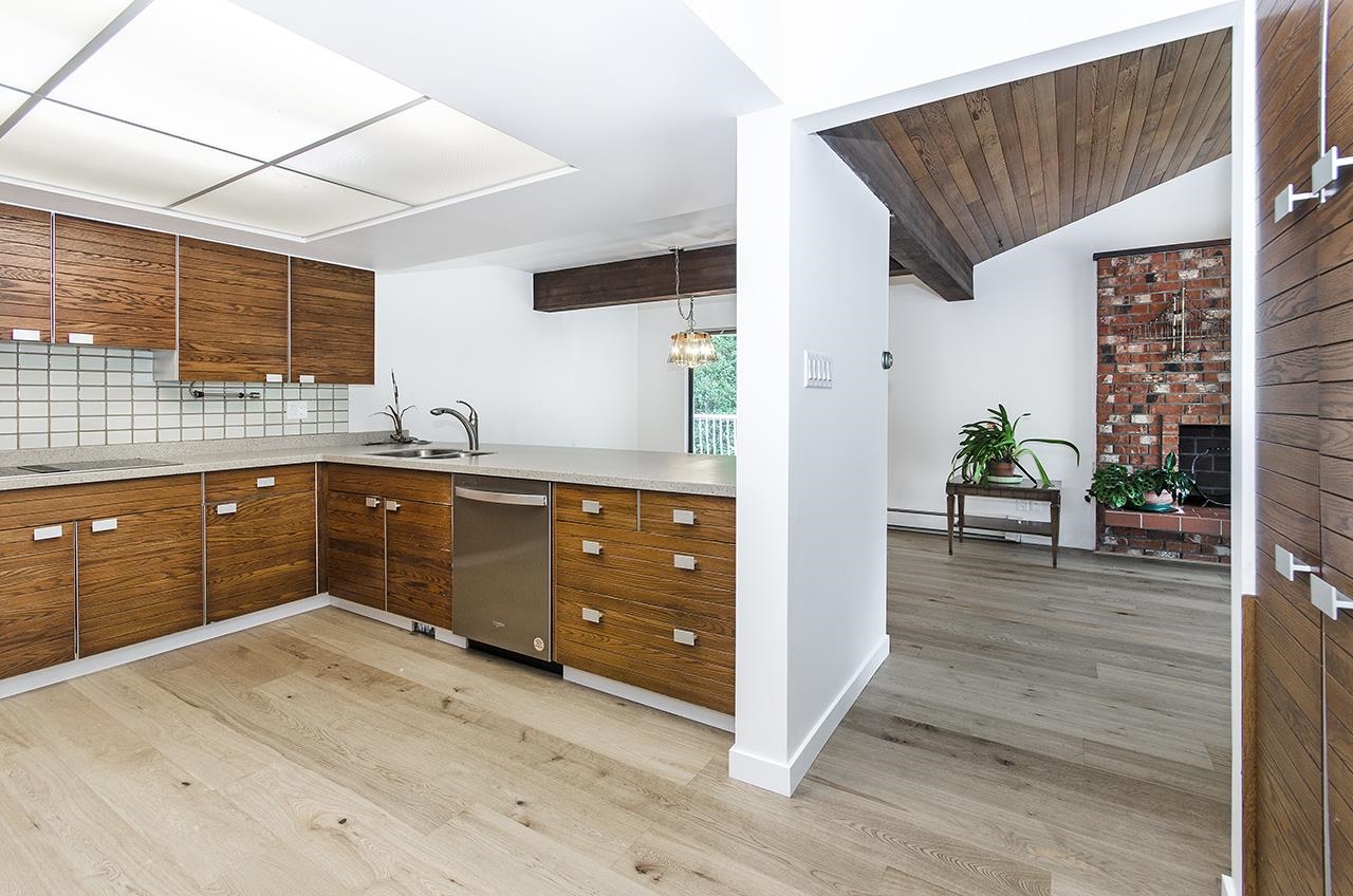 Listing image of 5386 BLUEBERRY LANE